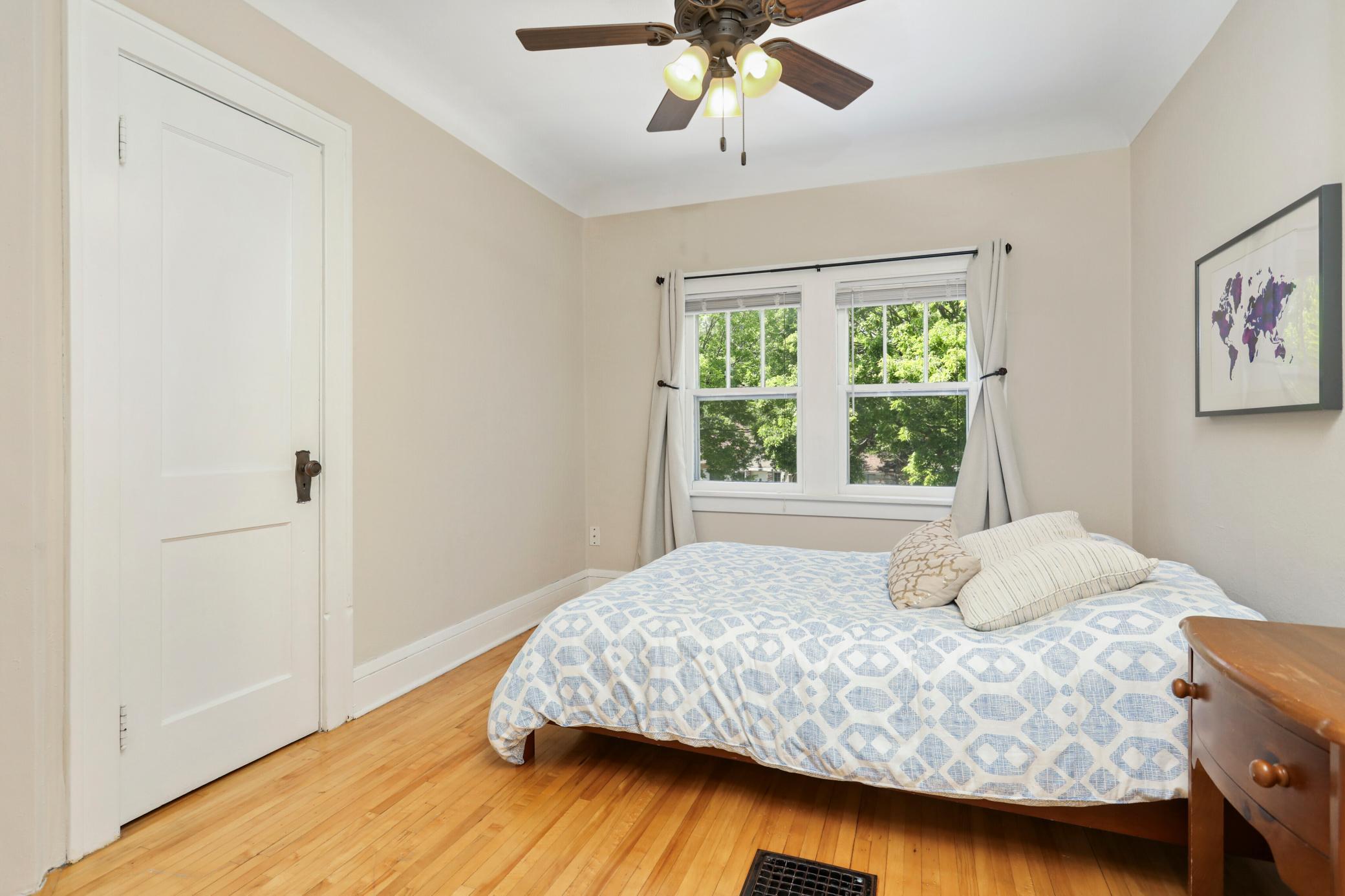 1907 Benjamin Street NE