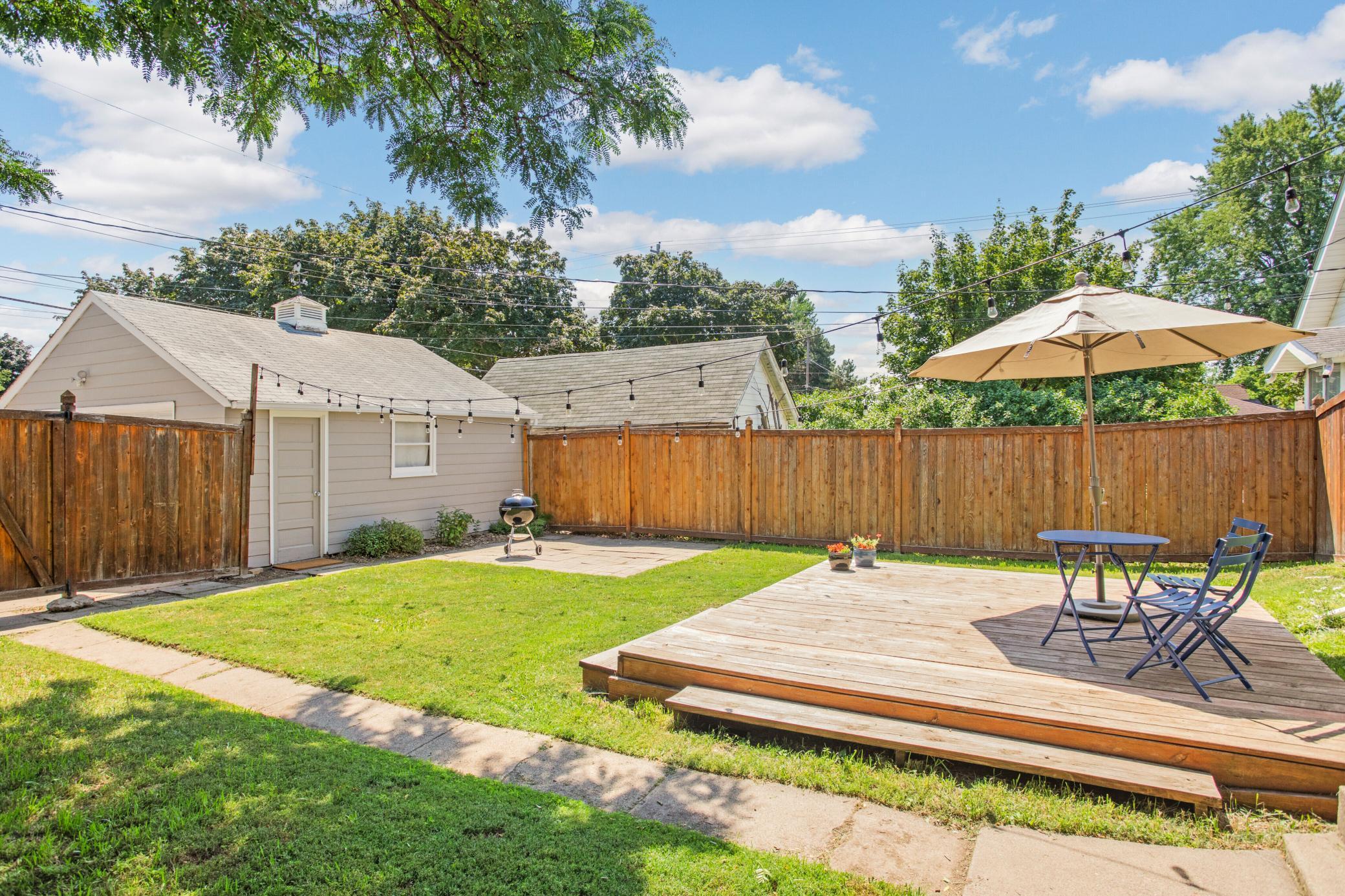 1907 Benjamin Street NE