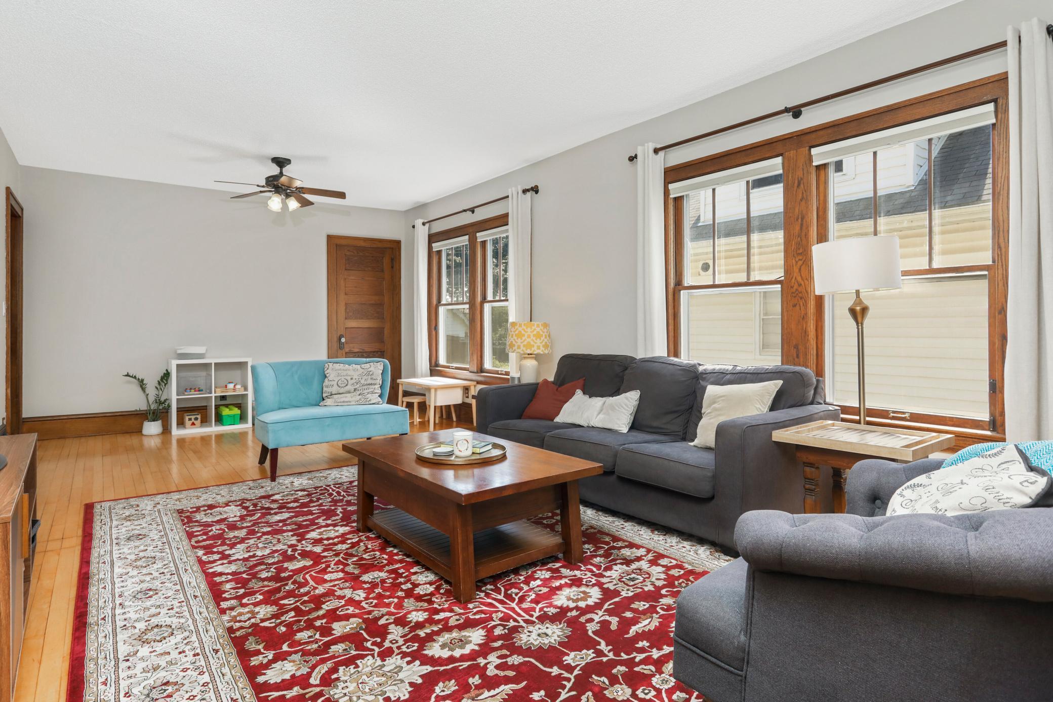 1907 Benjamin Street NE