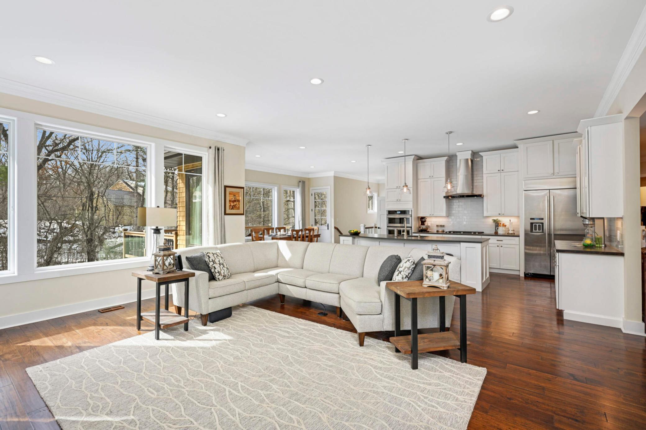 3 Saint Albans Road E