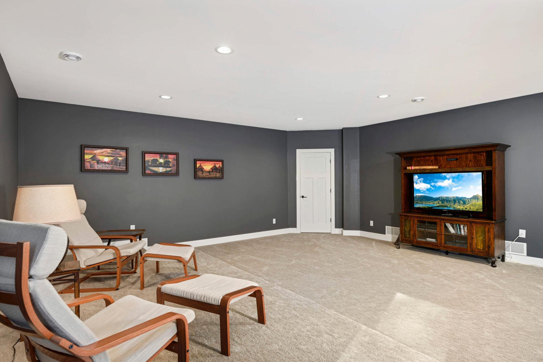3 Saint Albans Road E