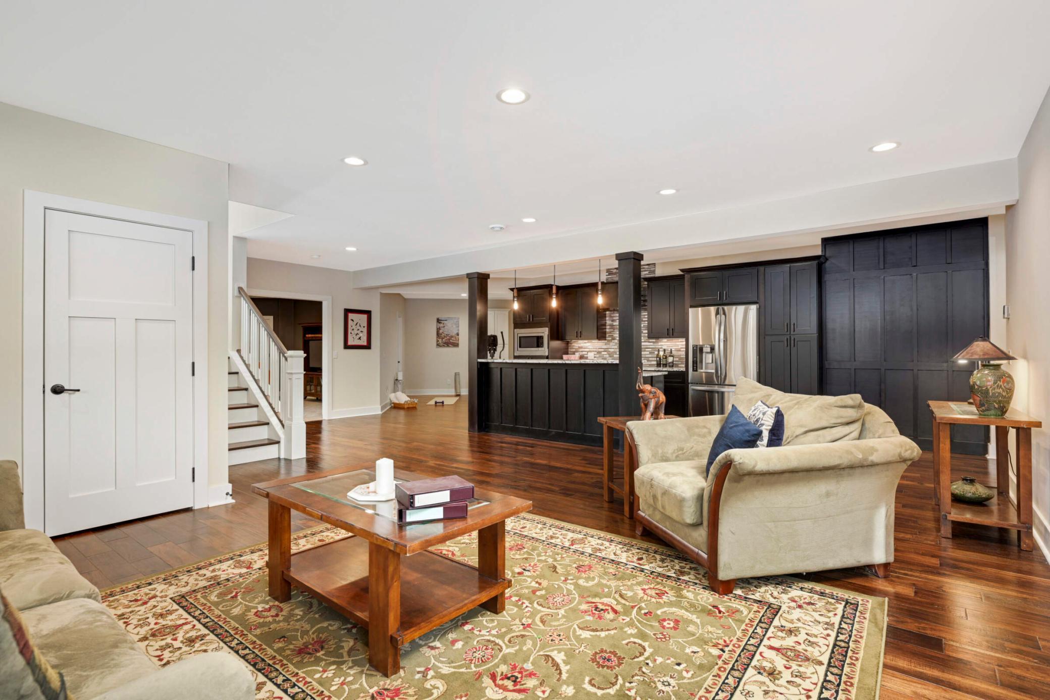 3 Saint Albans Road E