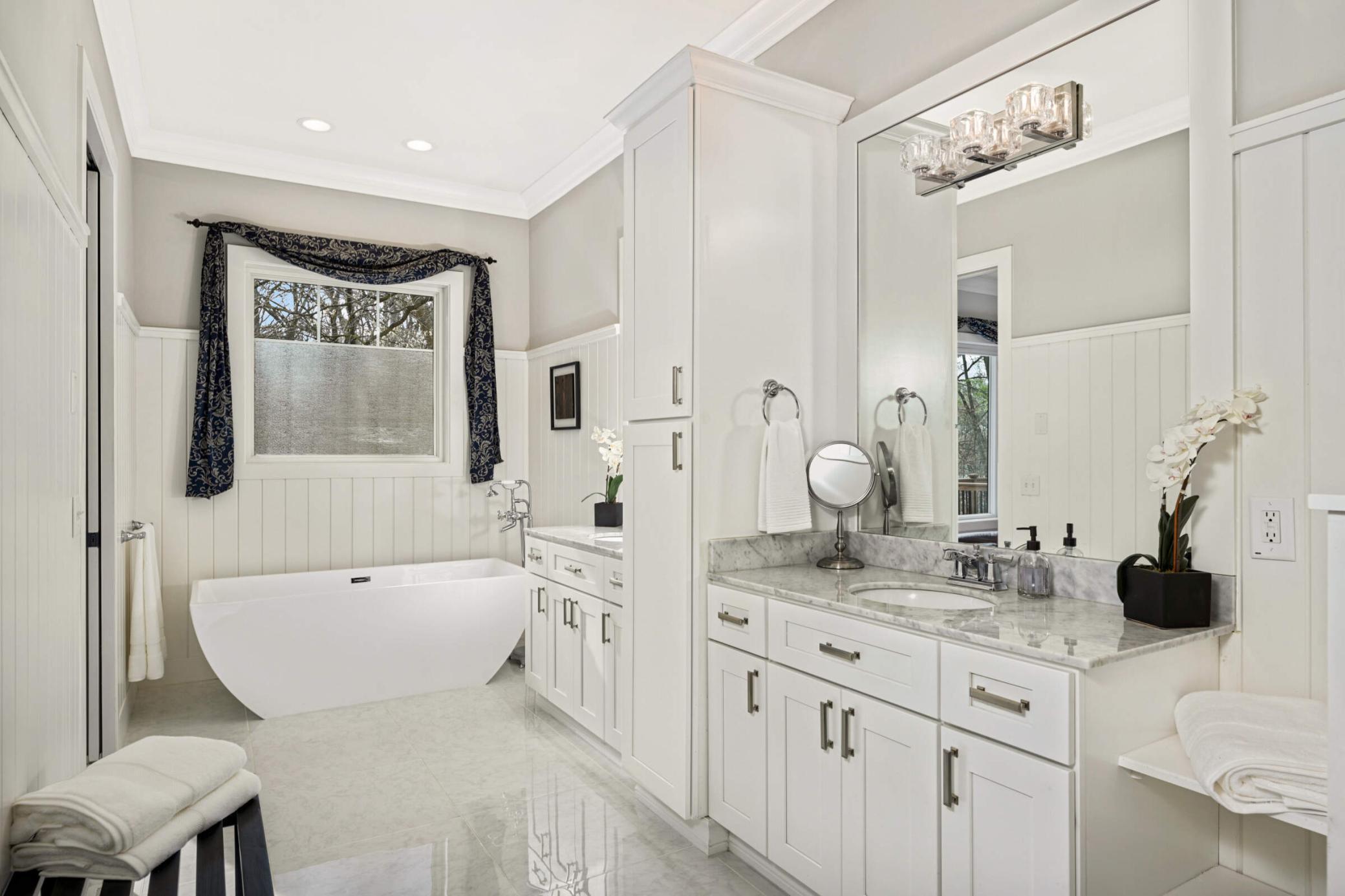 3 Saint Albans Road E