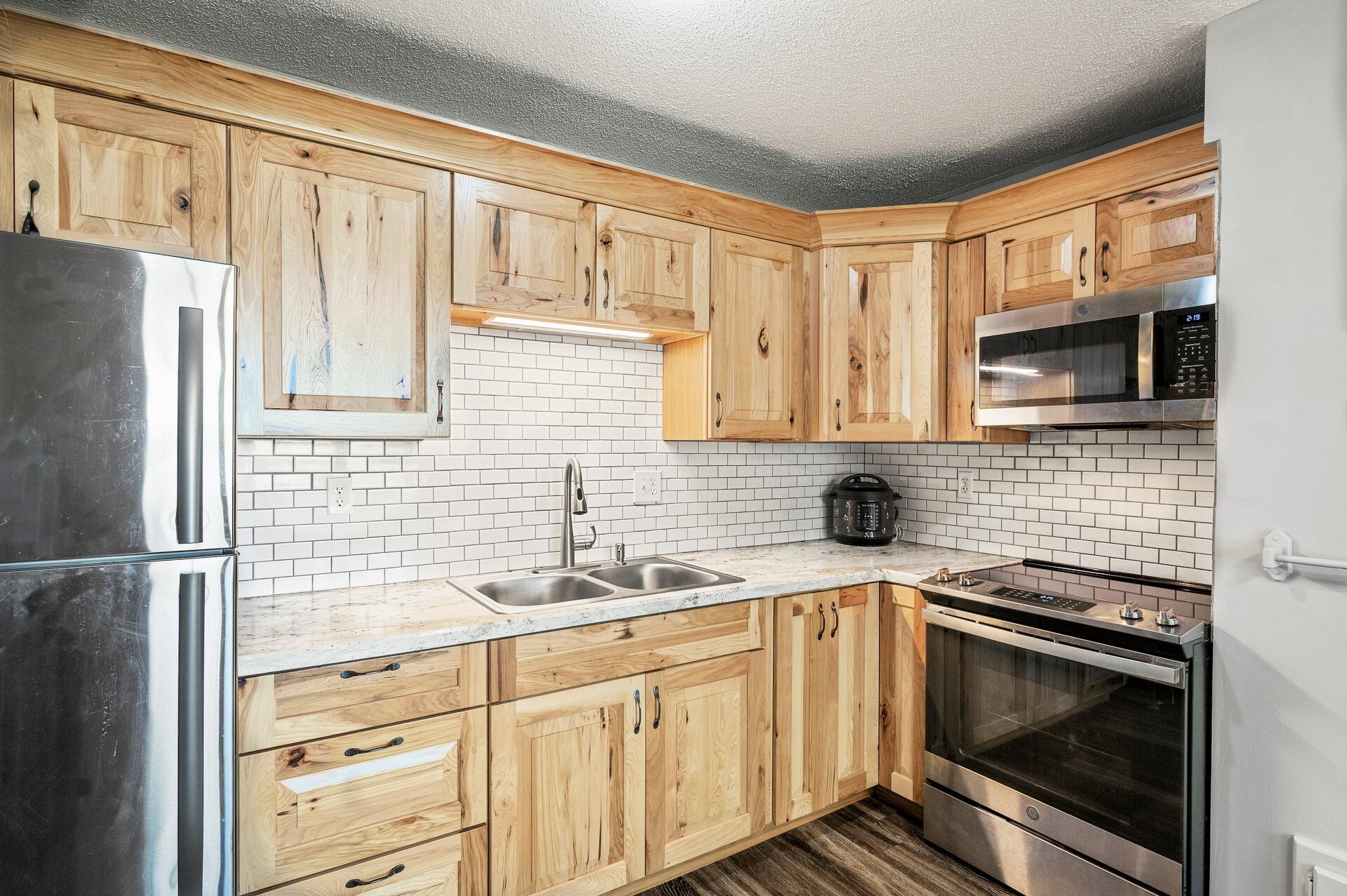 27698 Lakewood Drive NW