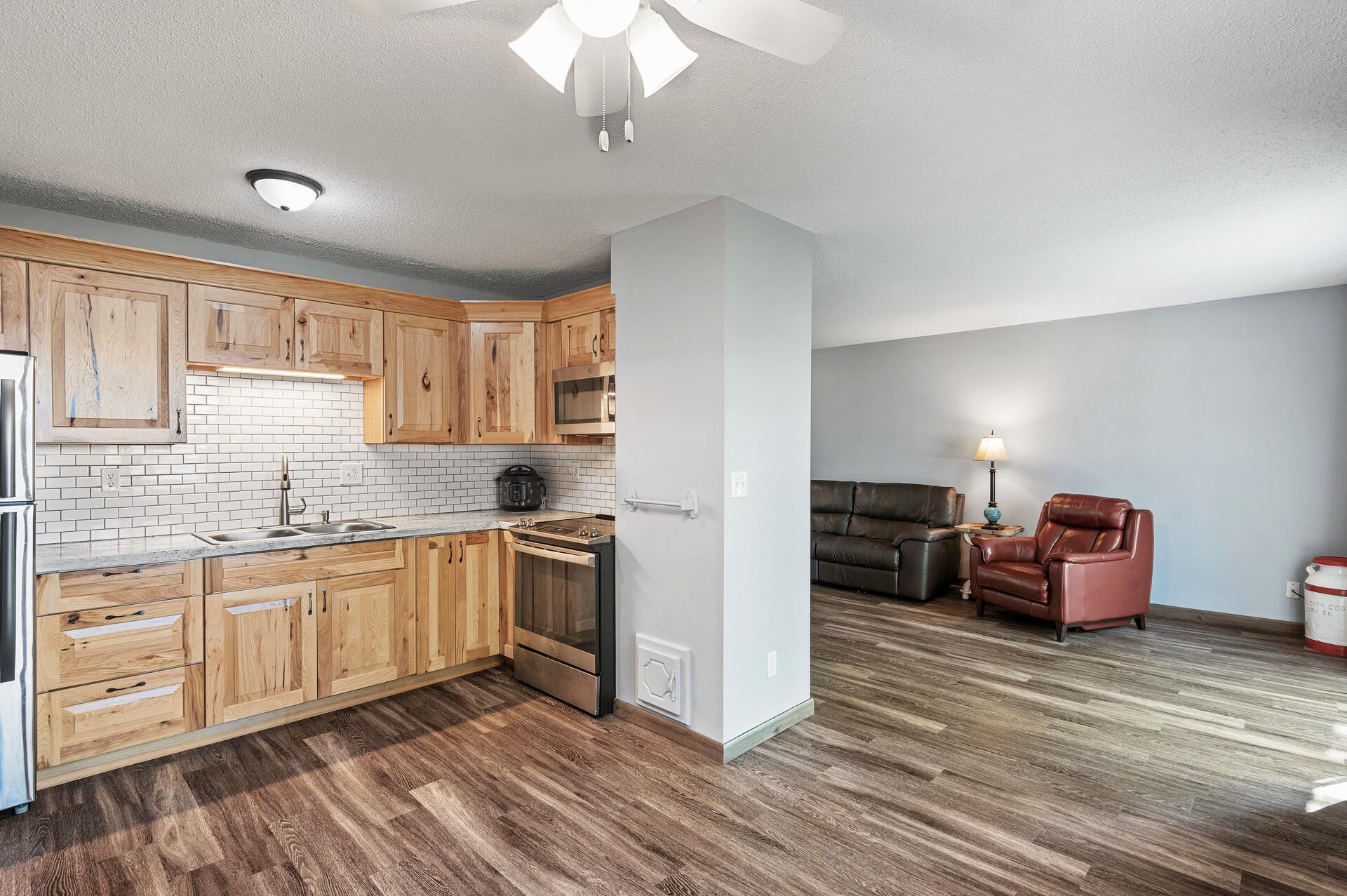 27698 Lakewood Drive NW