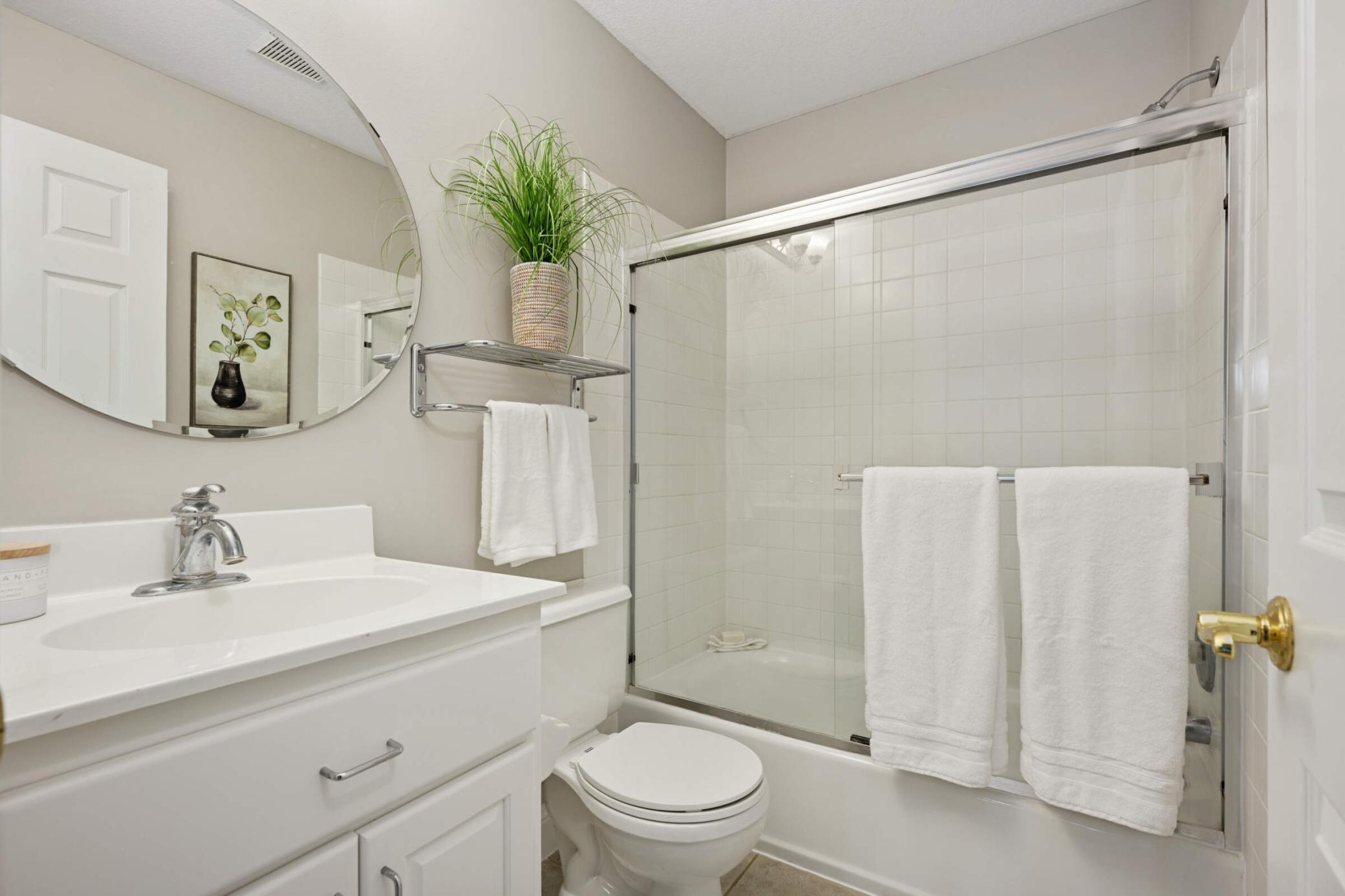 3376 Breconwood Circle