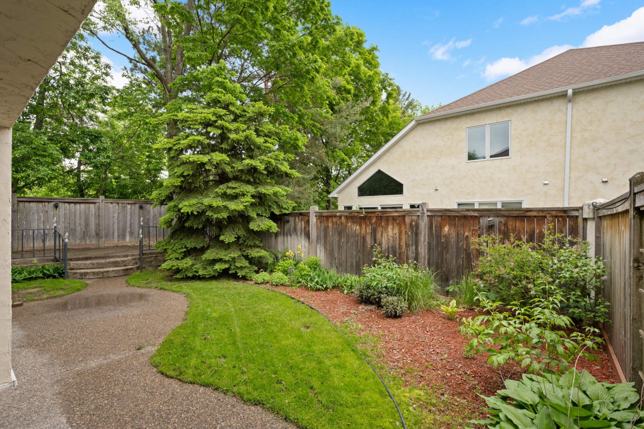 3376 Breconwood Circle