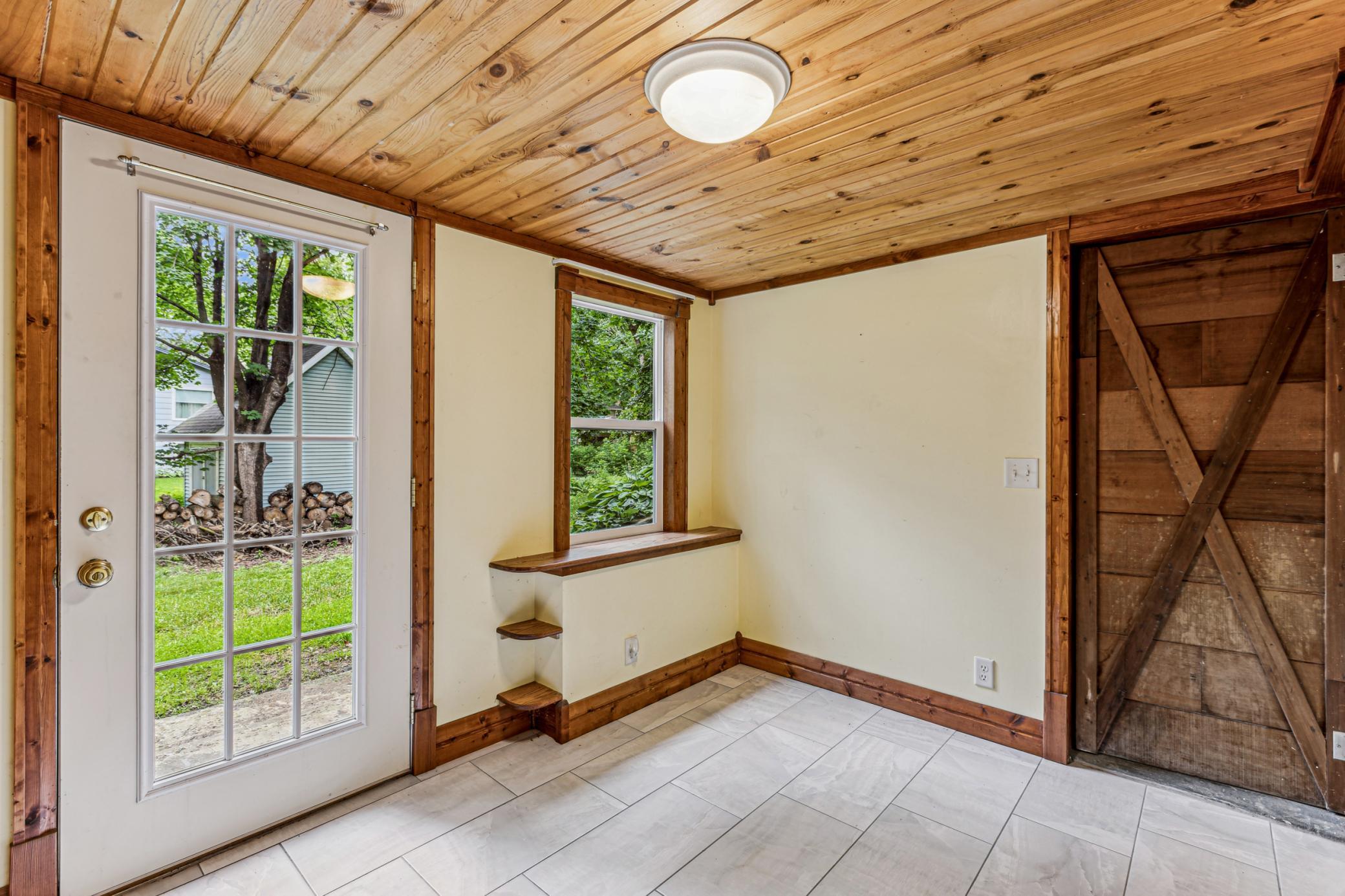 1501 Rice Creek Rd NE