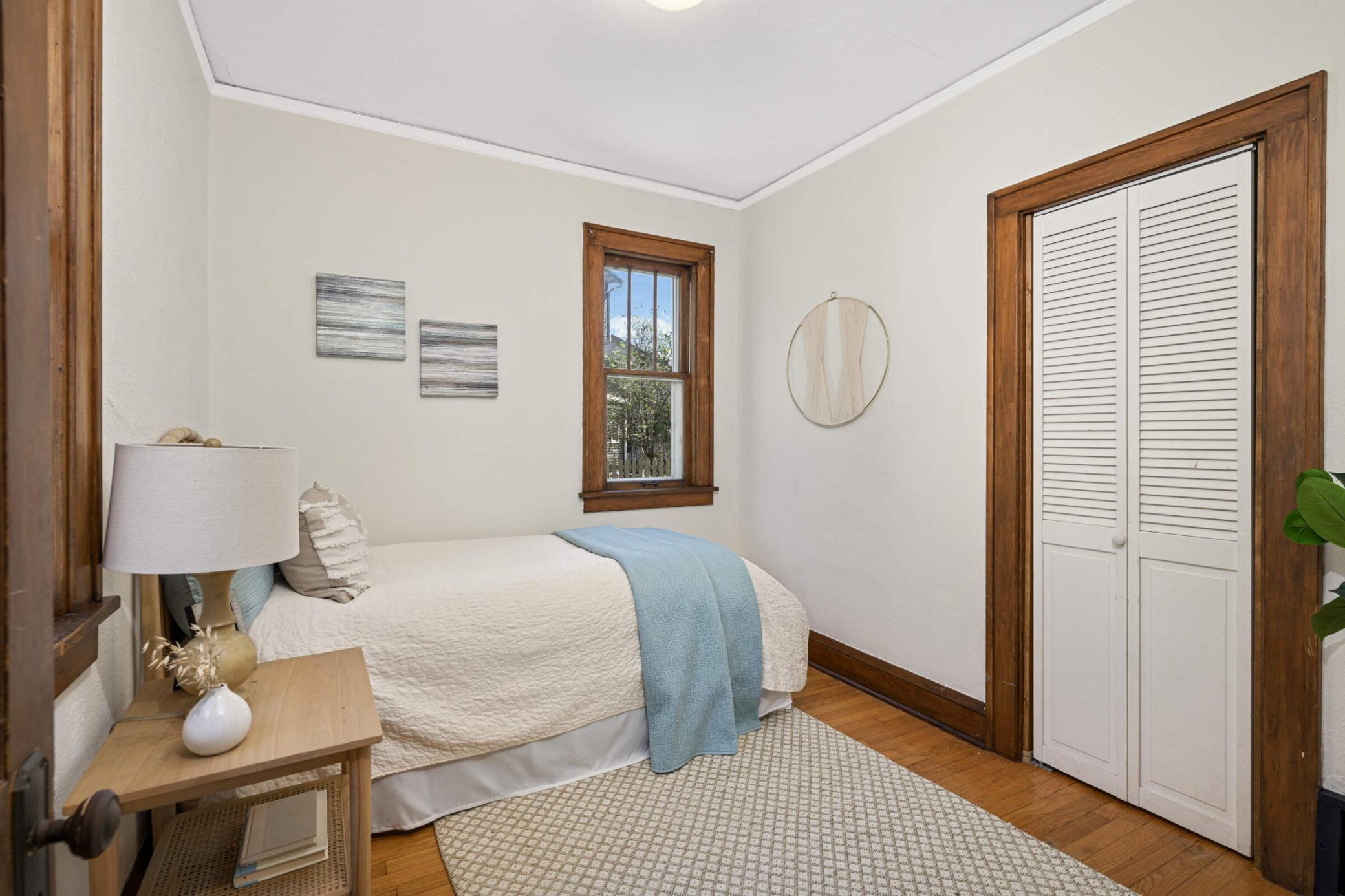 2833 Arthur Street NE