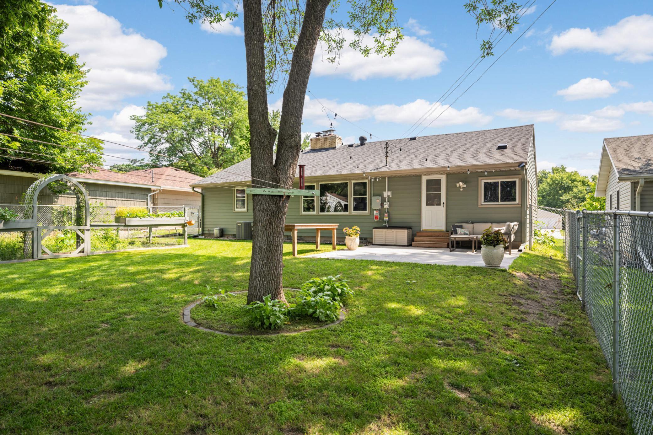 626 Park Valley Drive W