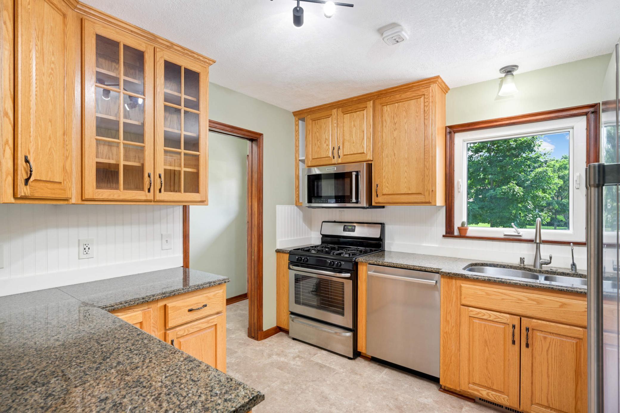 626 Park Valley Drive W