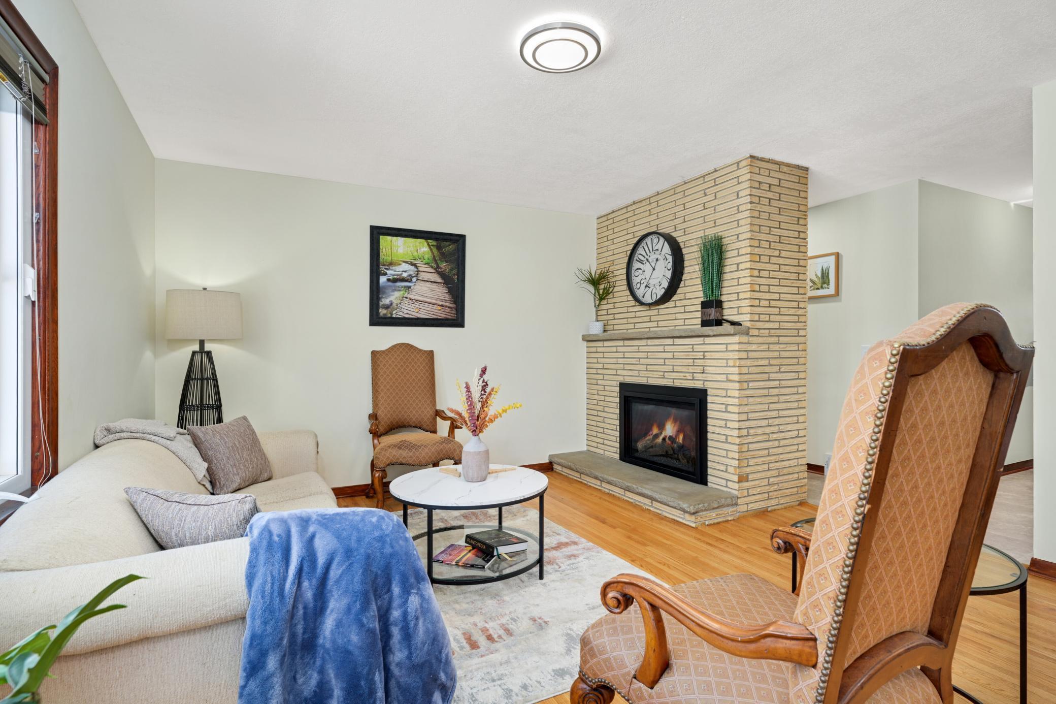 626 Park Valley Drive W