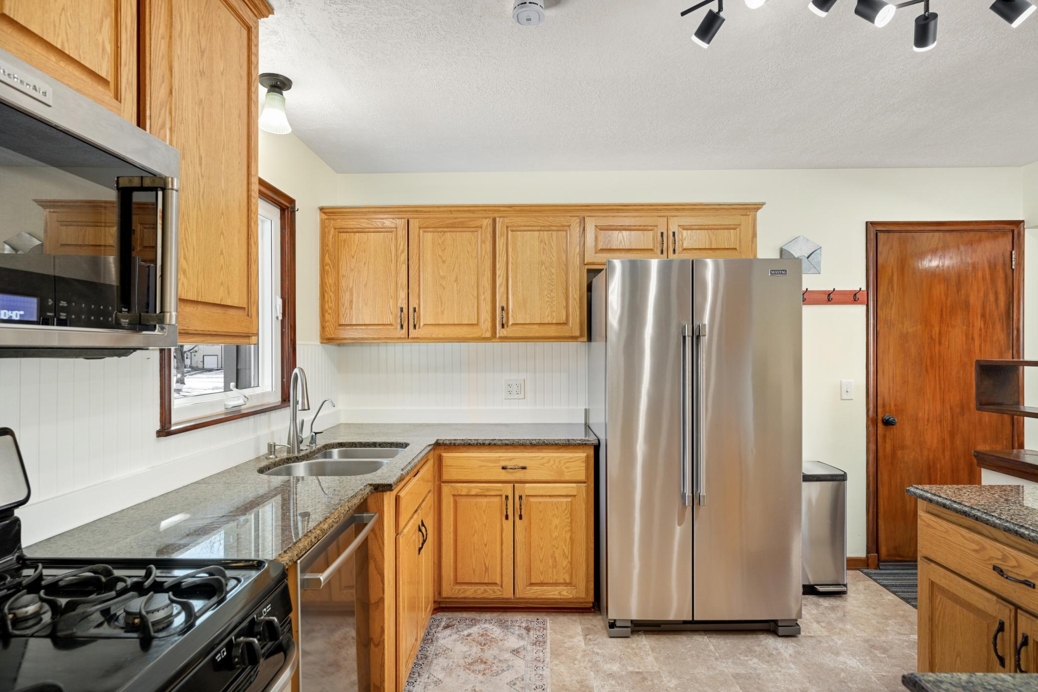 626 Park Valley Drive W