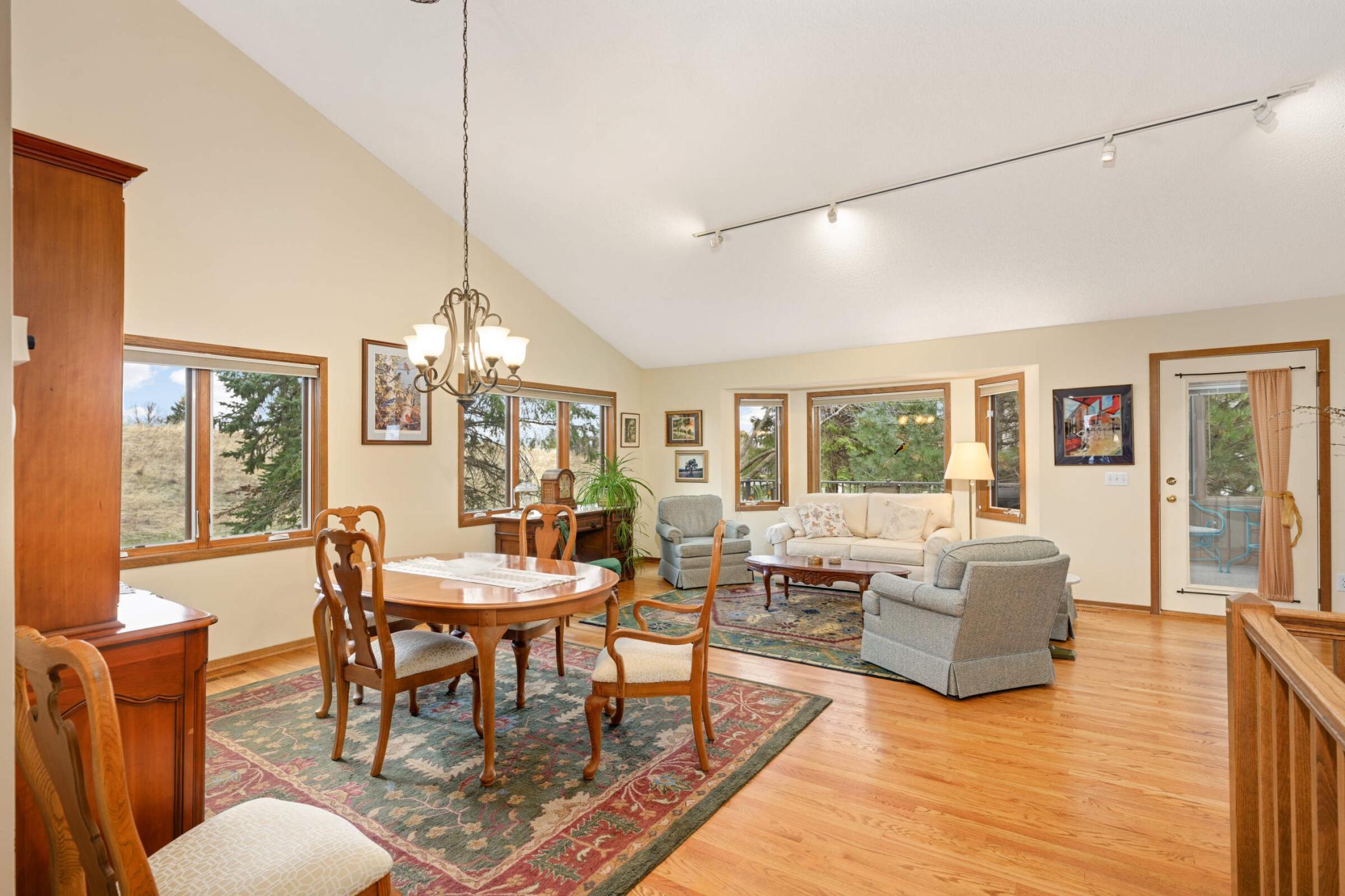 7224 Oak Pointe Curve