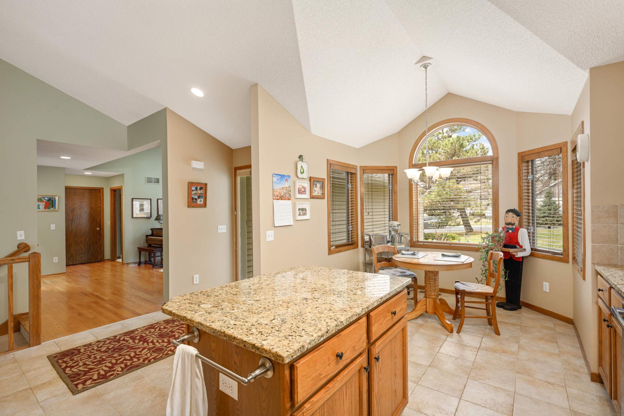 7224 Oak Pointe Curve