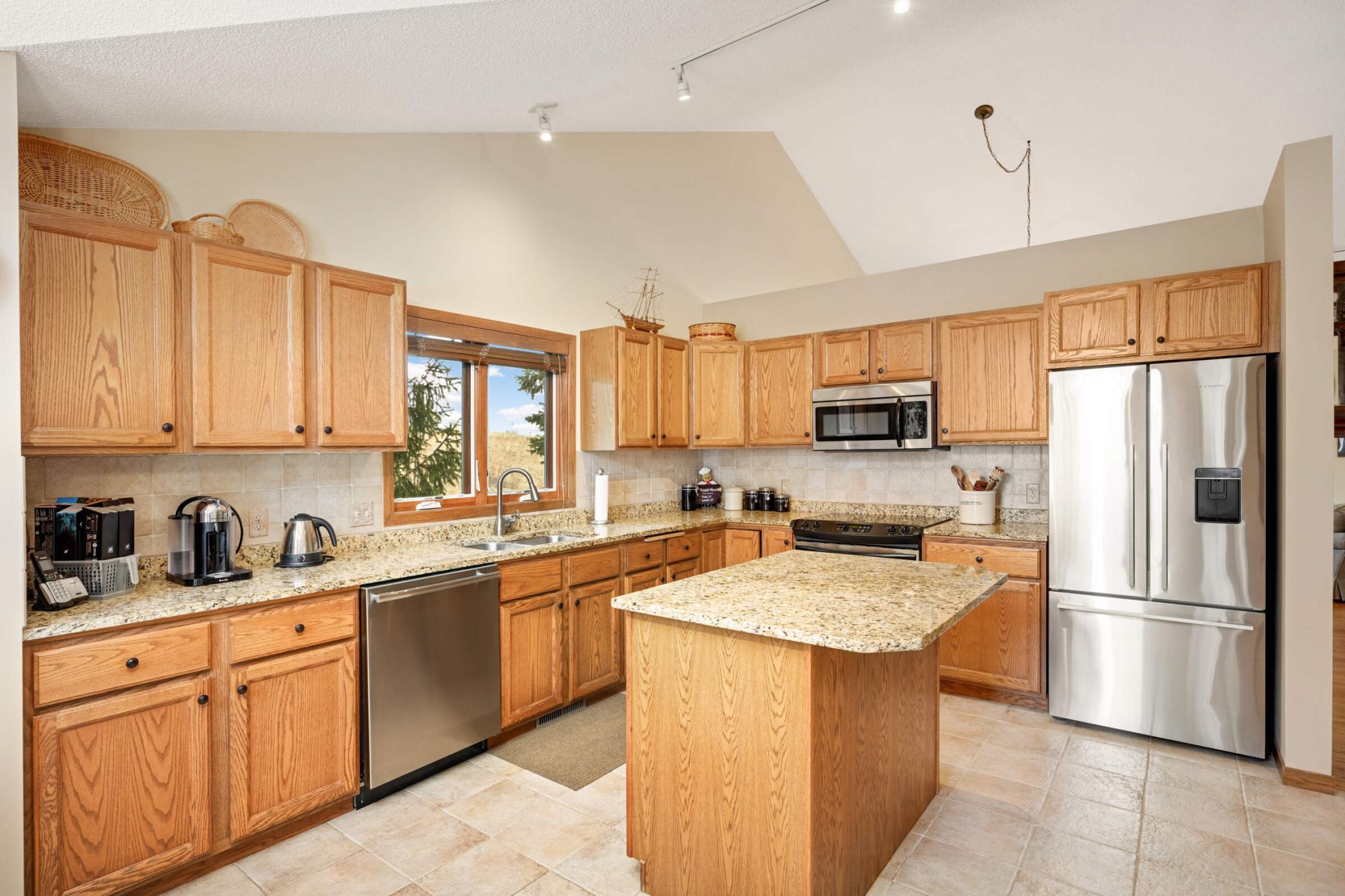 7224 Oak Pointe Curve