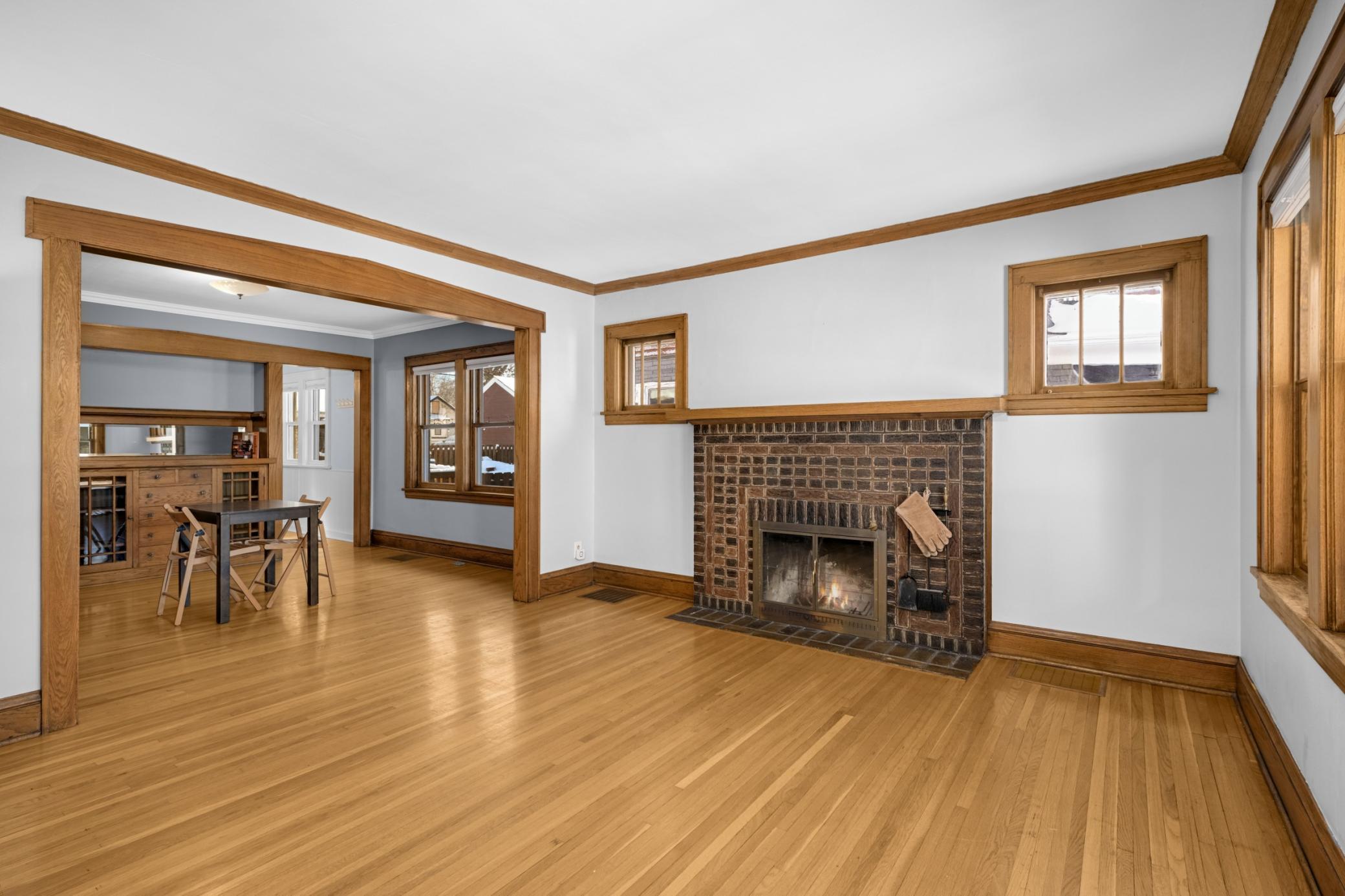 4130 Russell Avenue N