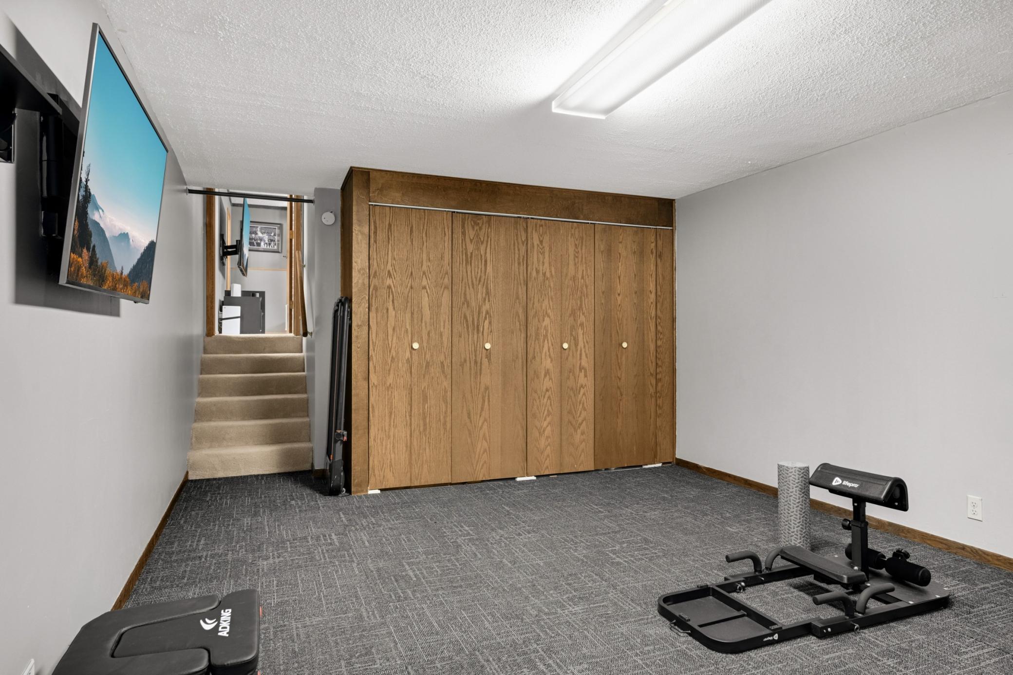 7501 W 100th Street