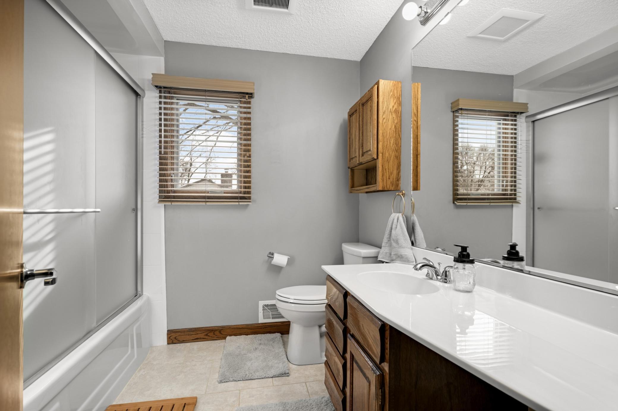 7501 W 100th Street