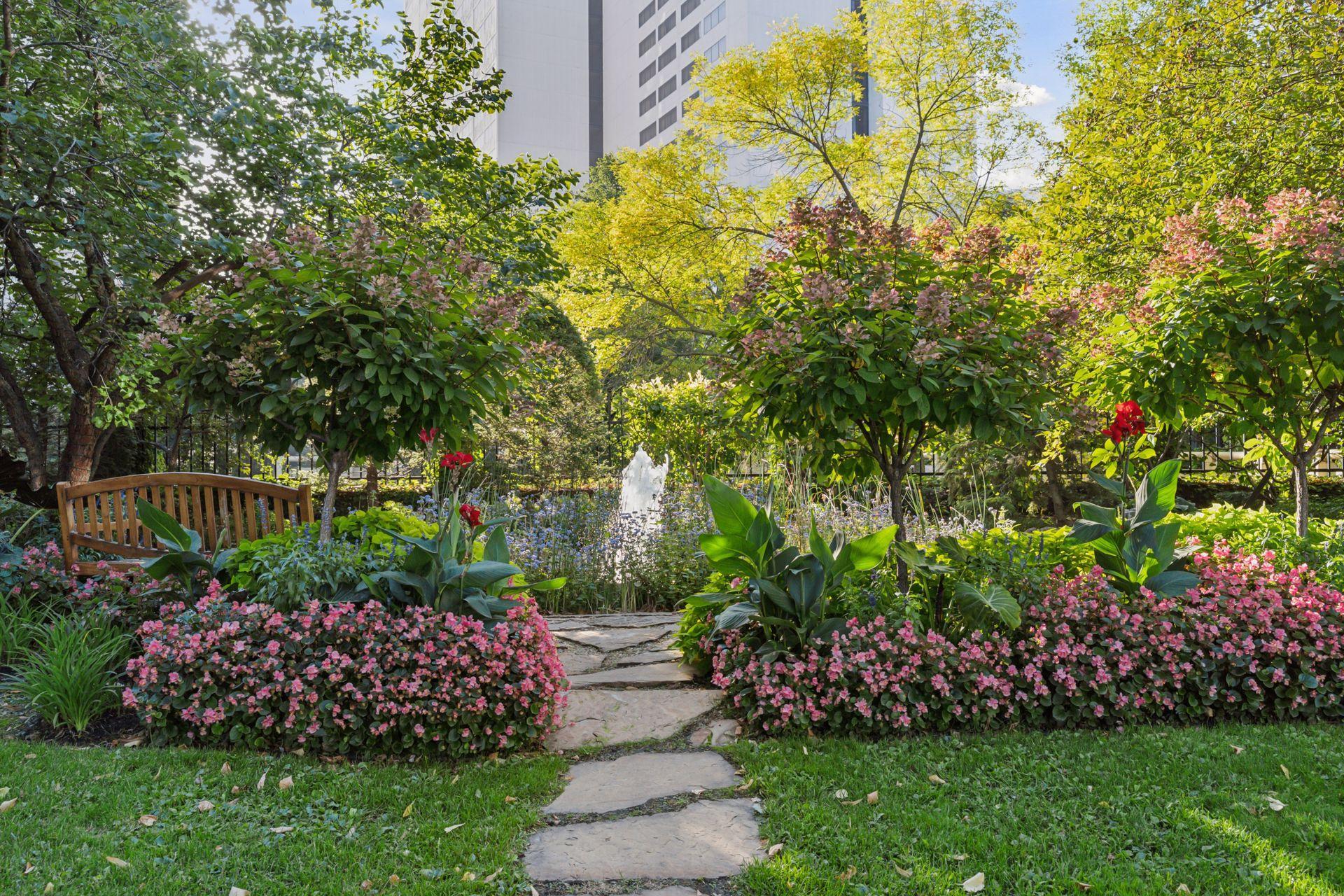 1201 Yale Place Unit: 608
