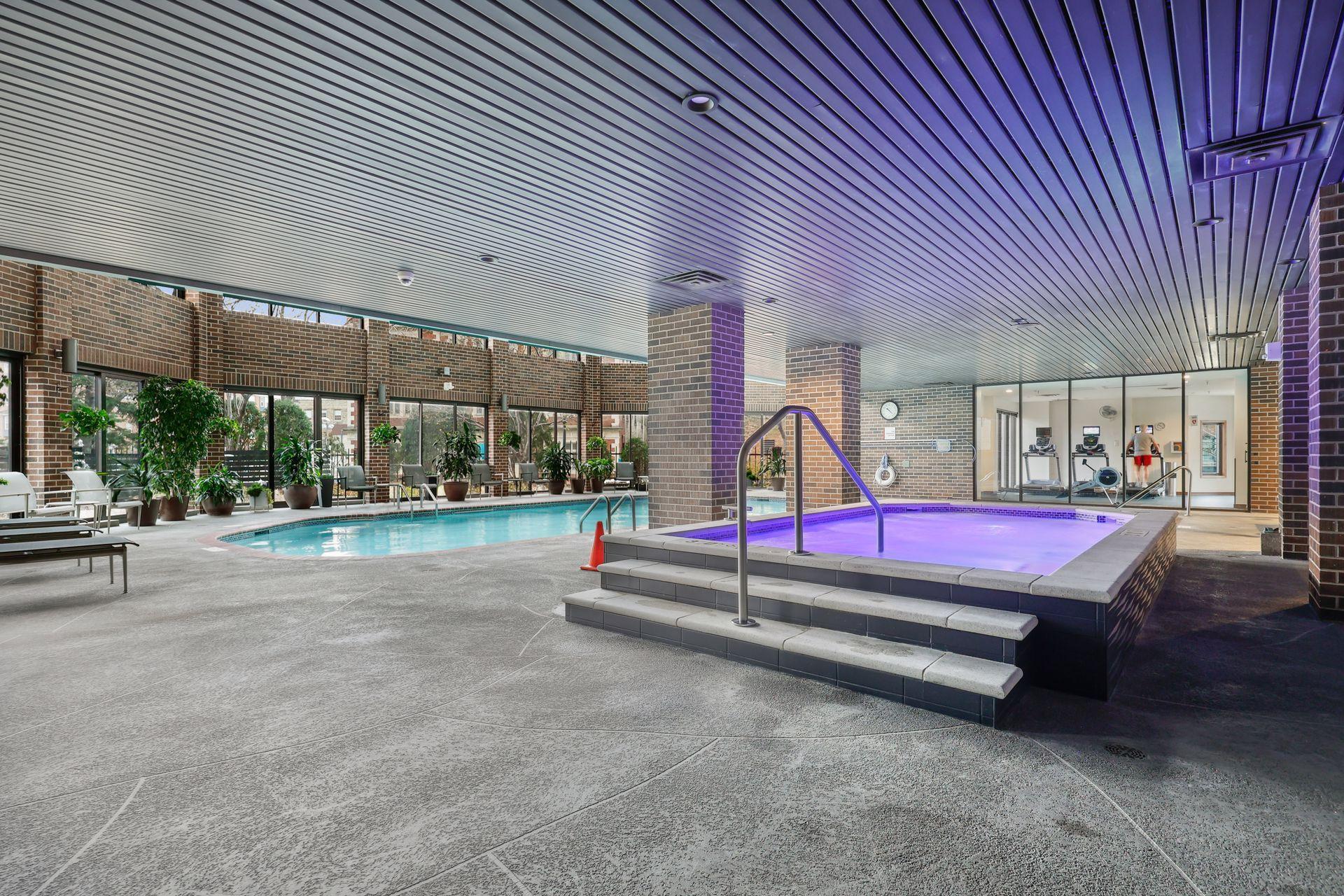 1201 Yale Place Unit: 608