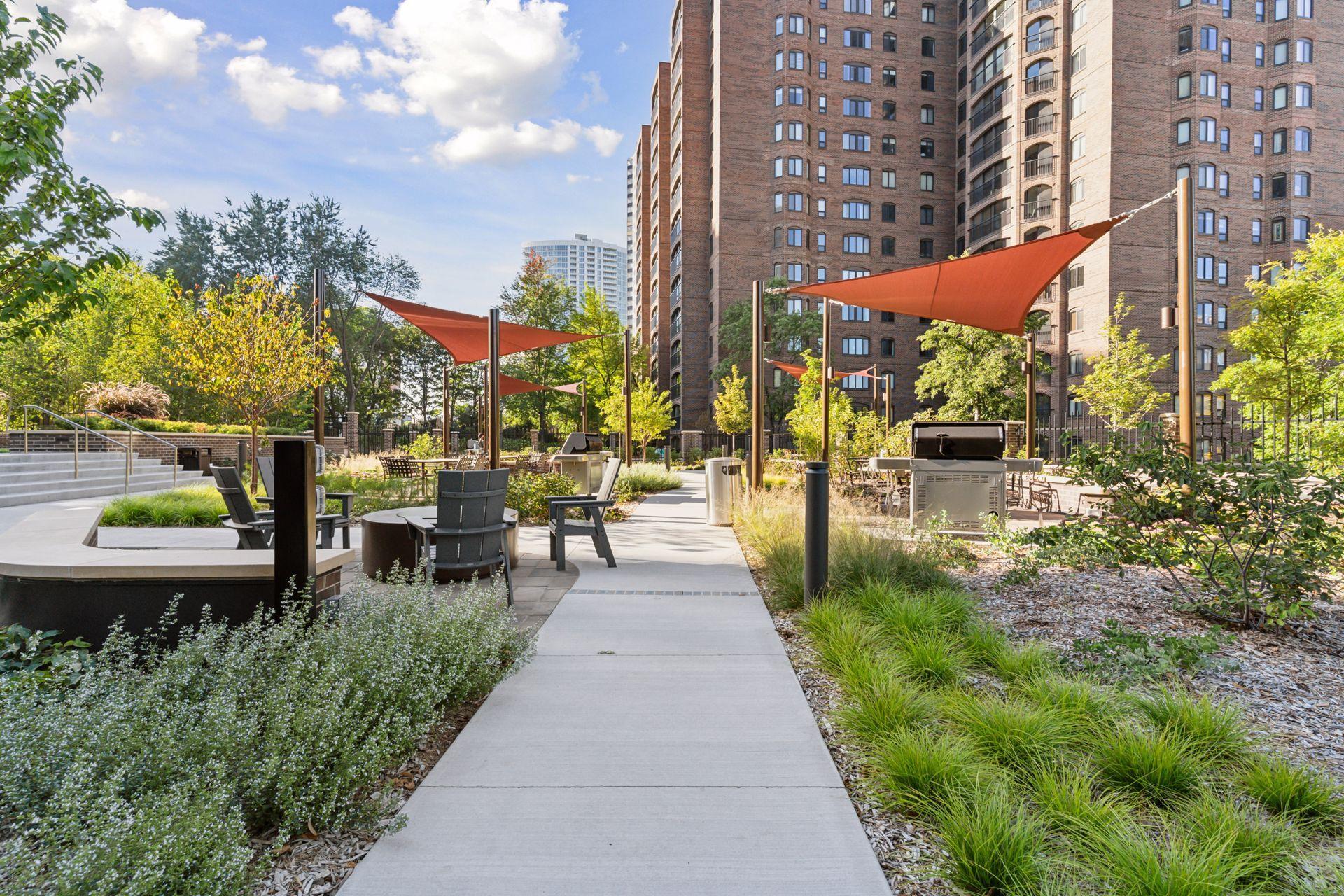 1201 Yale Place Unit: 608