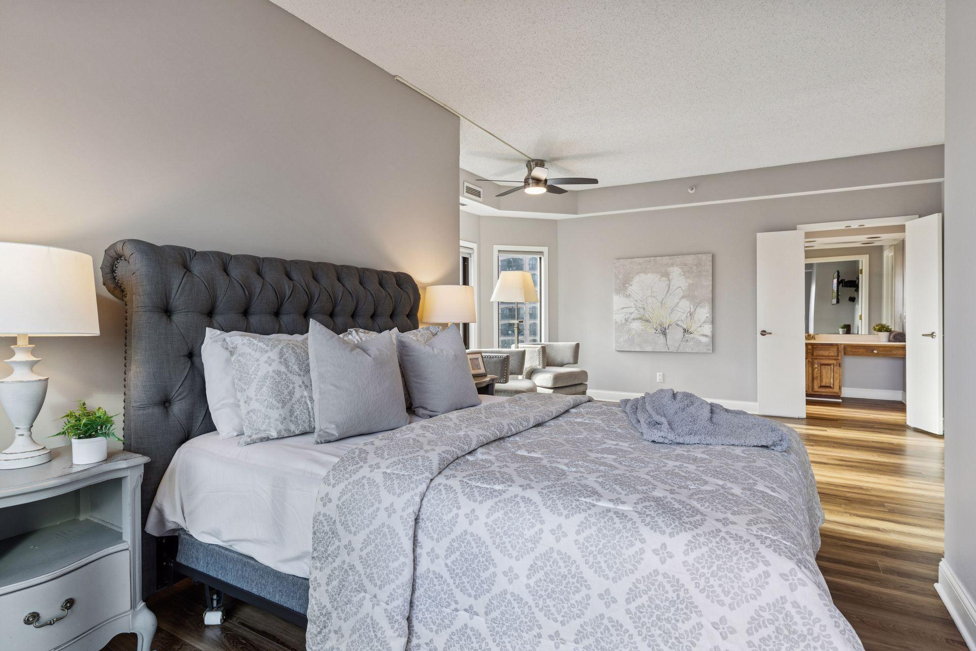 1201 Yale Place Unit: 608