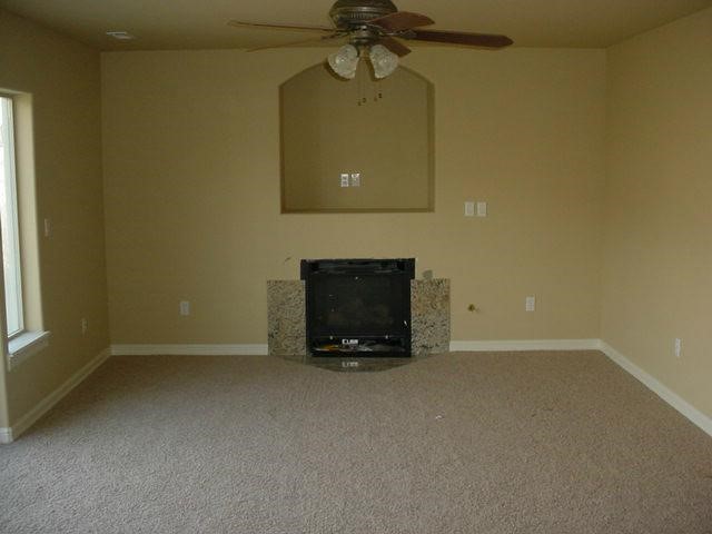 162 Erica Dr