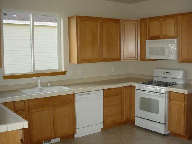 163 Erica Dr