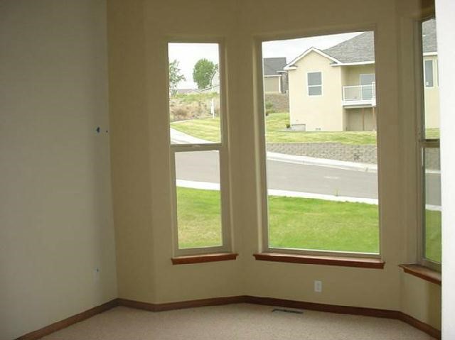 4607 Adobe Dr