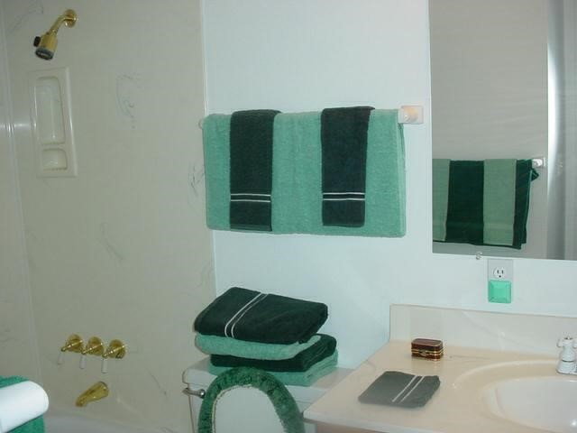 303 Gage Blvd # 304