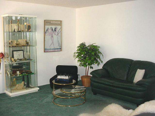 303 Gage Blvd # 304