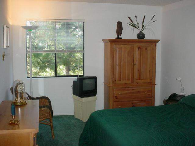 303 Gage Blvd # 304