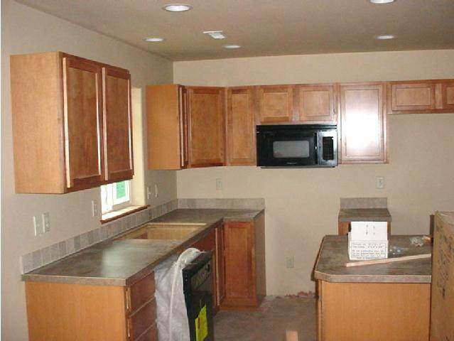 2011 S Neel St