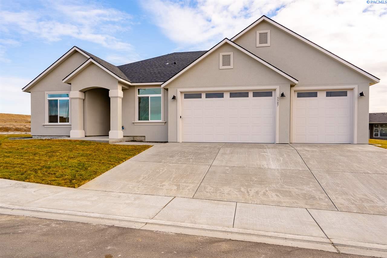 3307 Lapis Ln