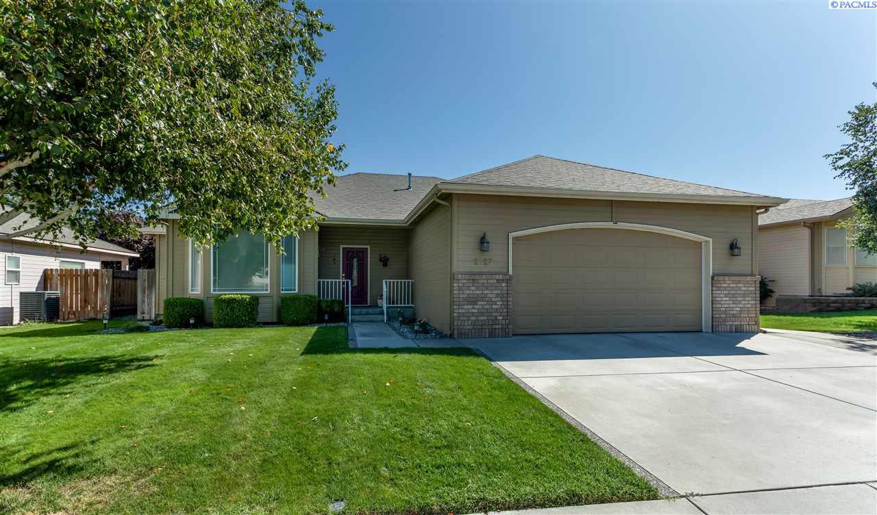 2127 Newhaven Loop