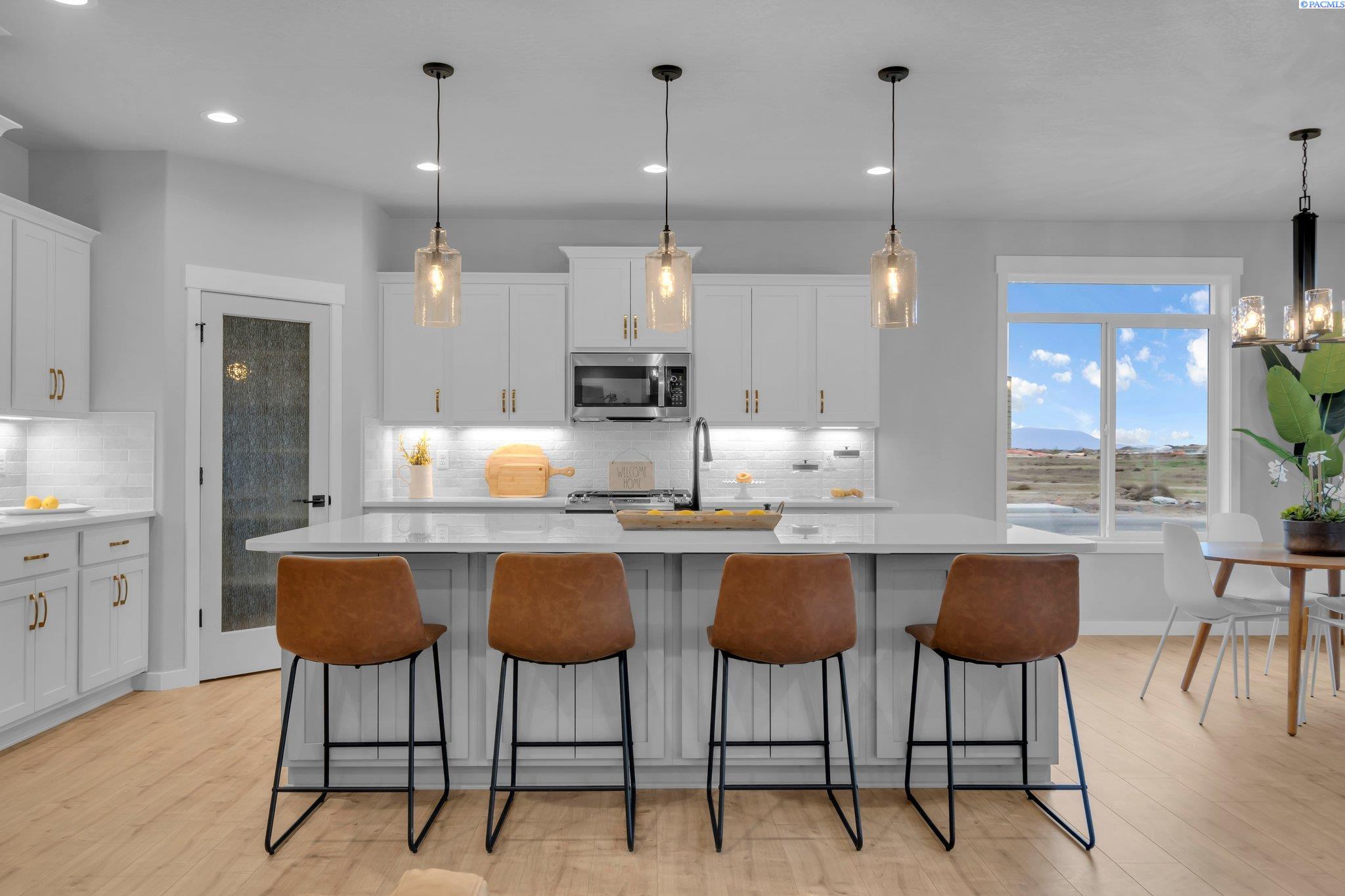 8613 Dusty Maiden Dr