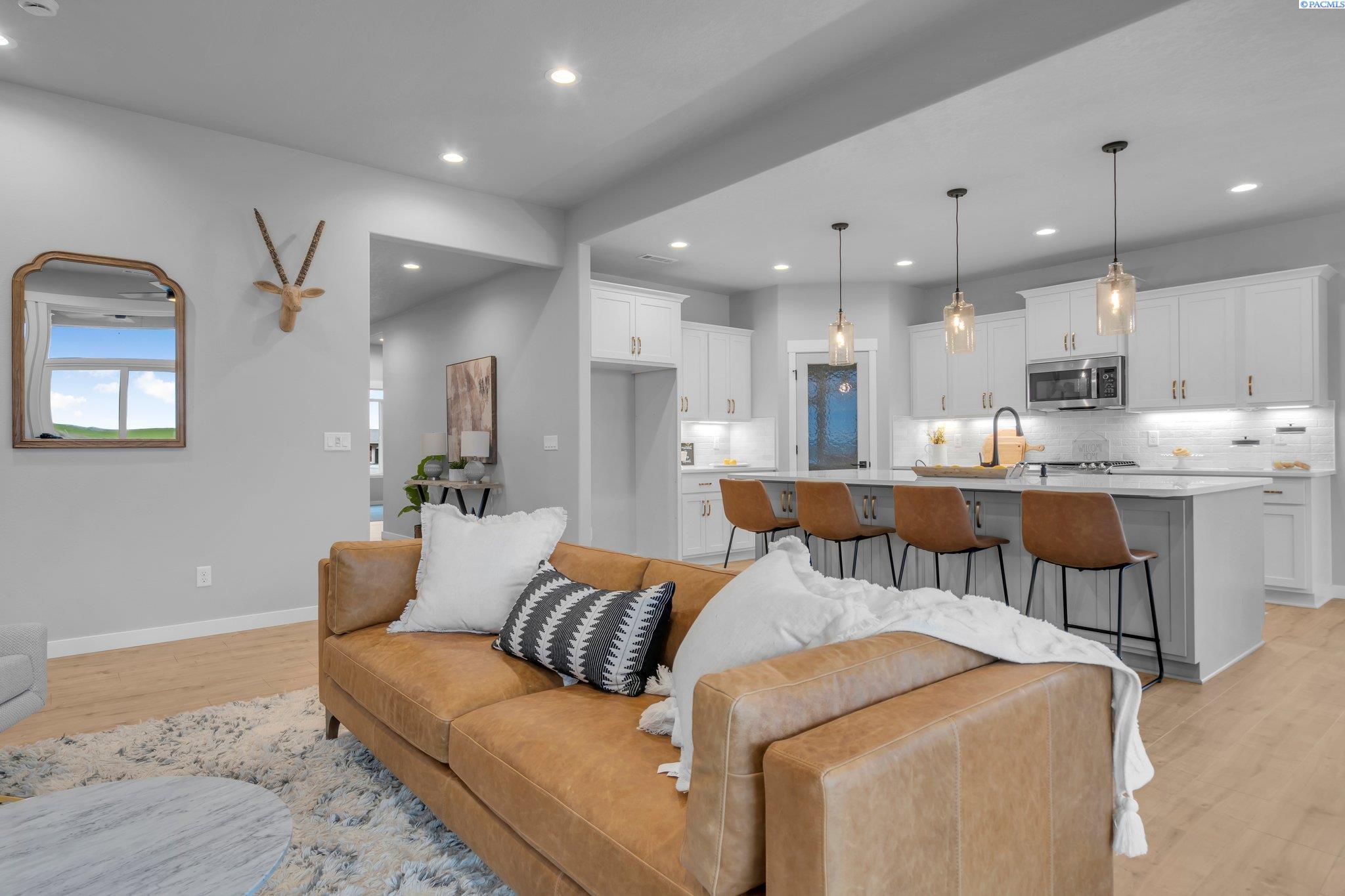 8613 Dusty Maiden Dr
