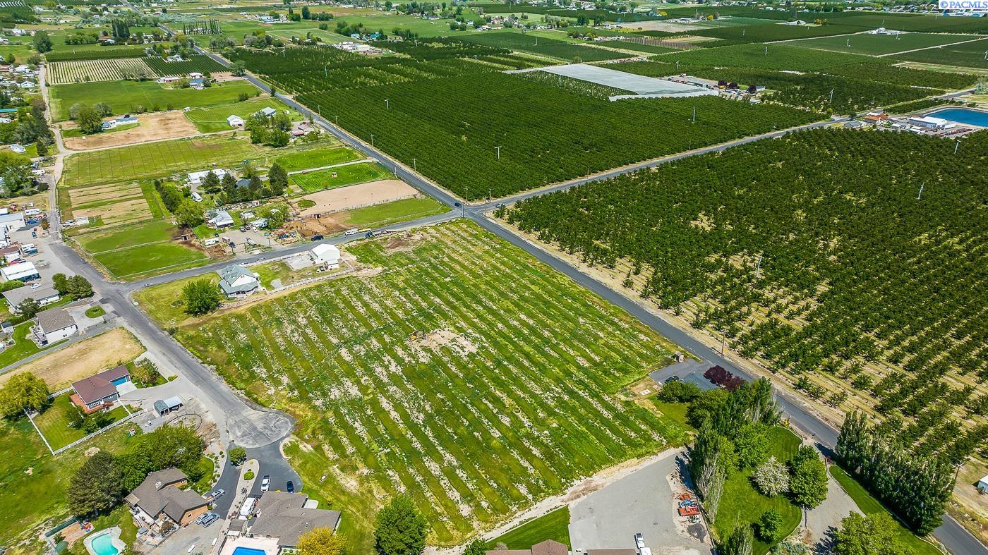 Lot 3 Whan Road Unit: Build Your Dream Home with a Vew!