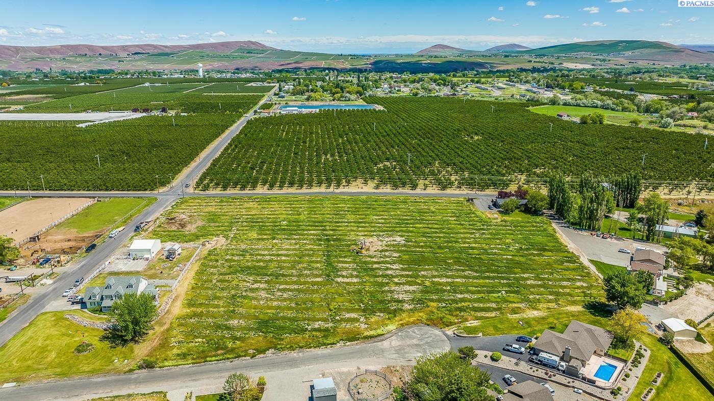 Lot 6 Williams Road Unit: Build Your Dream Home With a View!