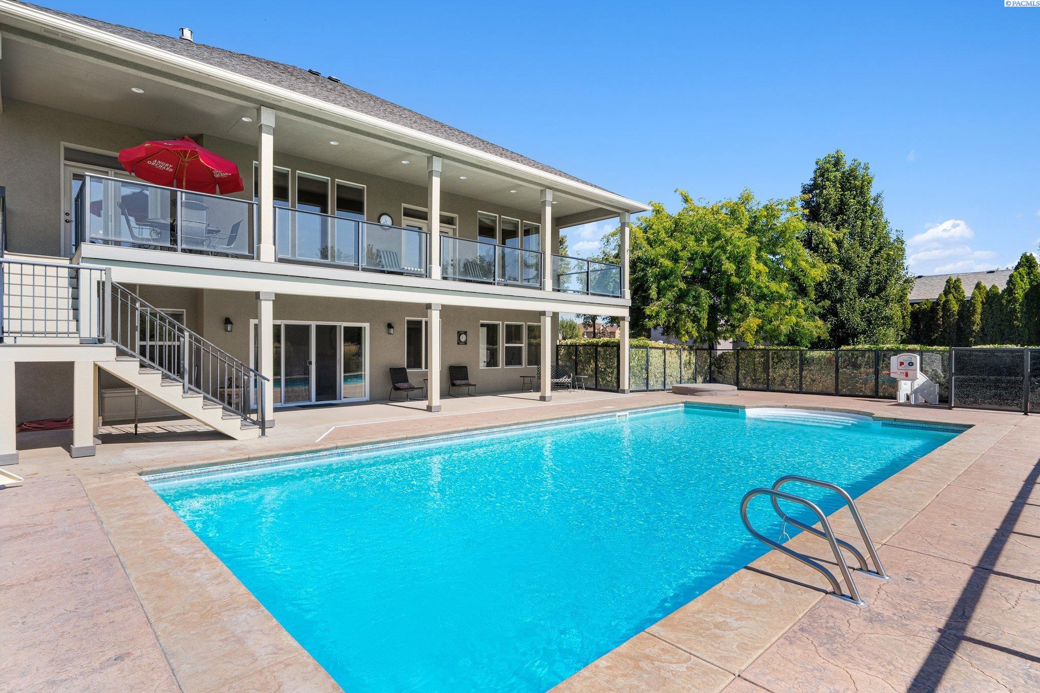 100013 E Brandon Dr