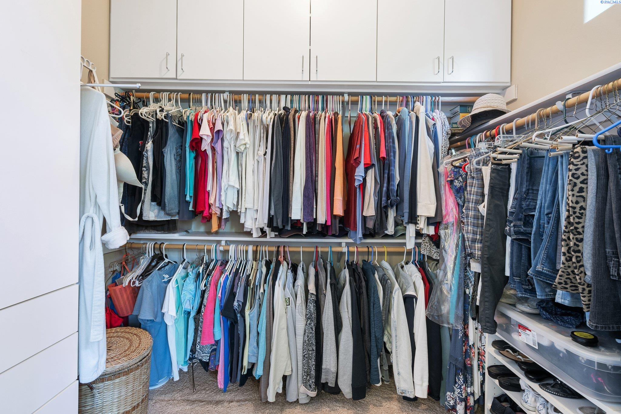 100013 E Brandon Dr