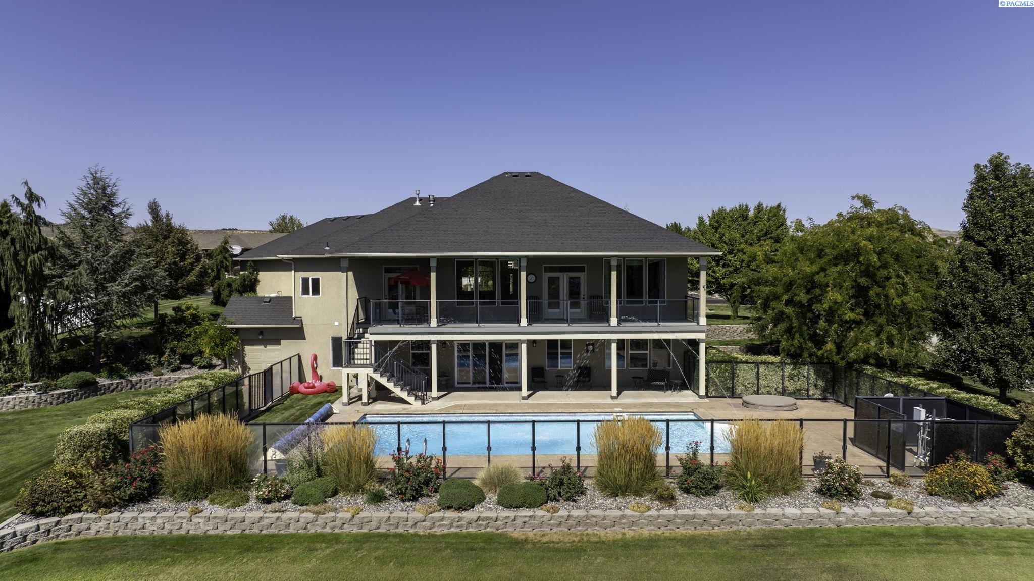 100013 E Brandon Dr