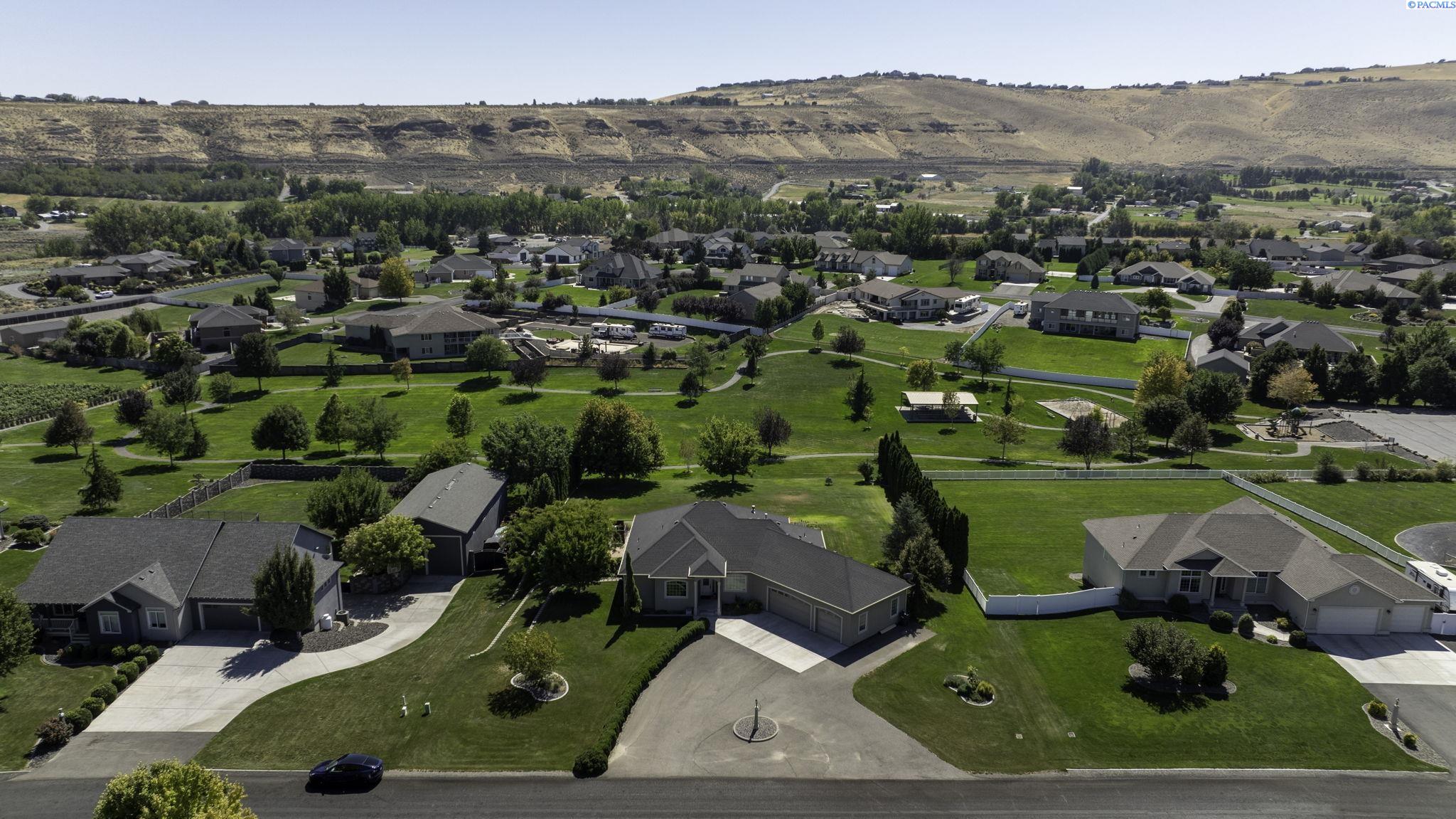 100013 E Brandon Dr