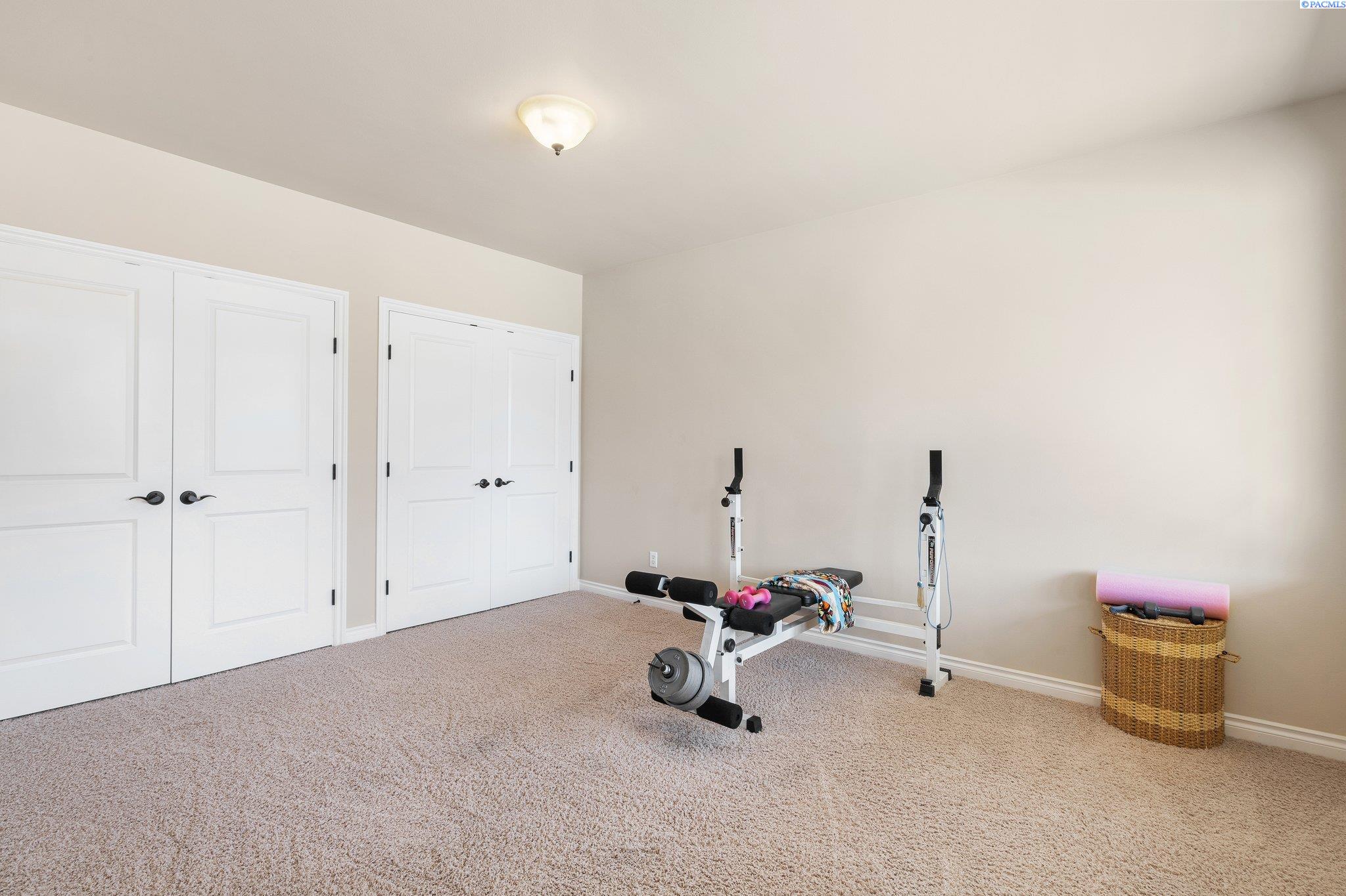 100013 E Brandon Dr