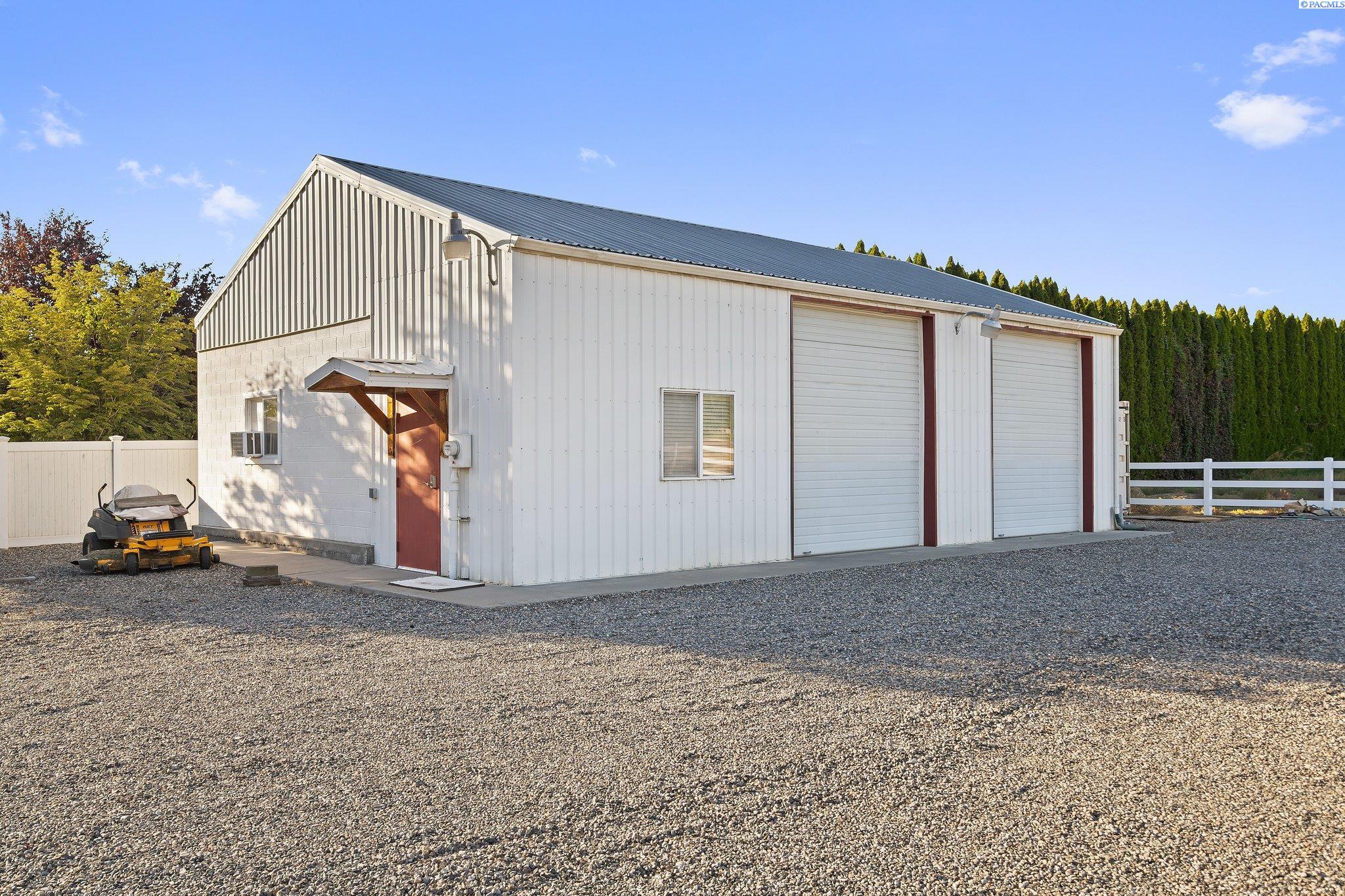 9401 W Richardson Rd