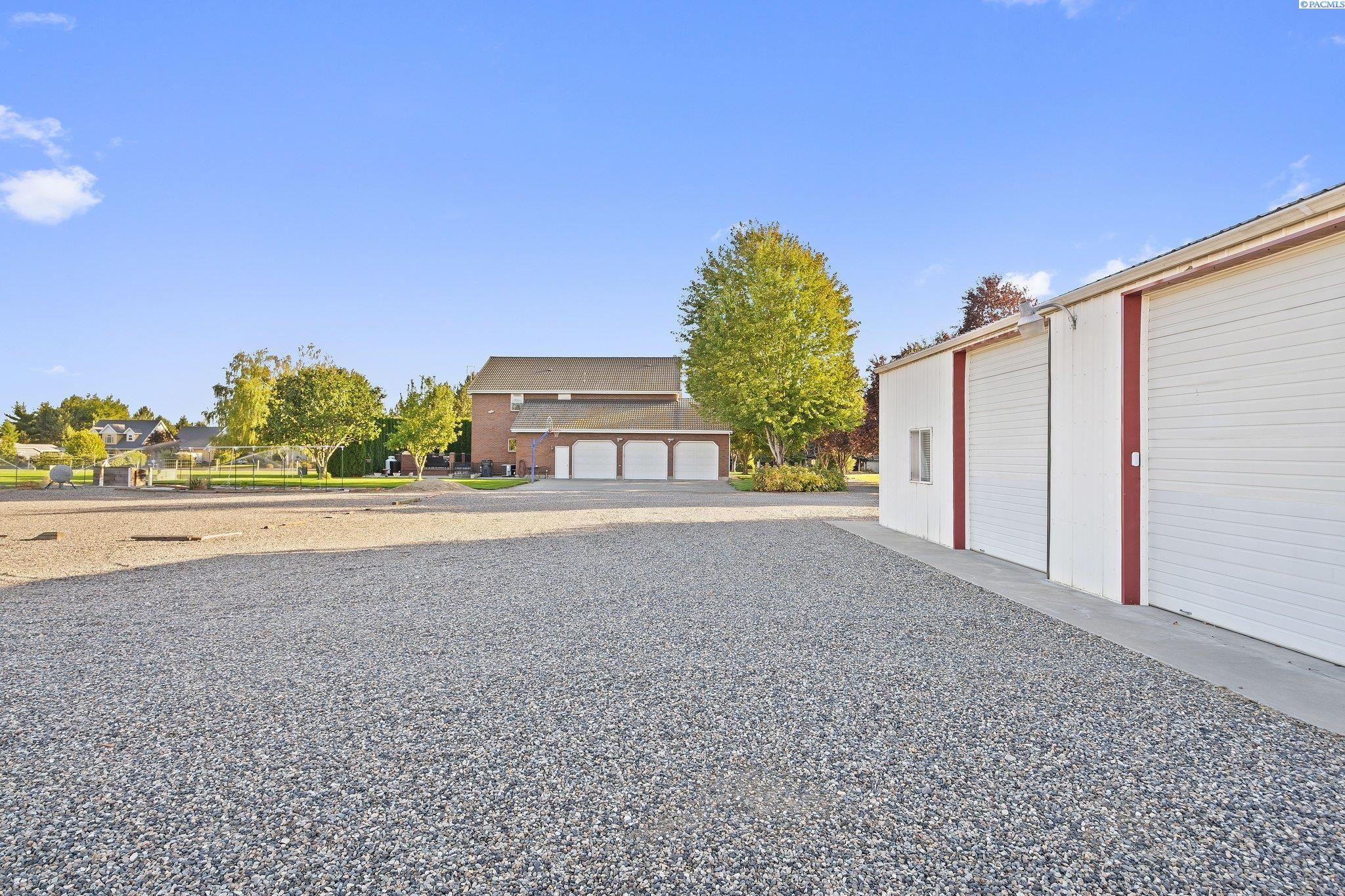 9401 W Richardson Rd