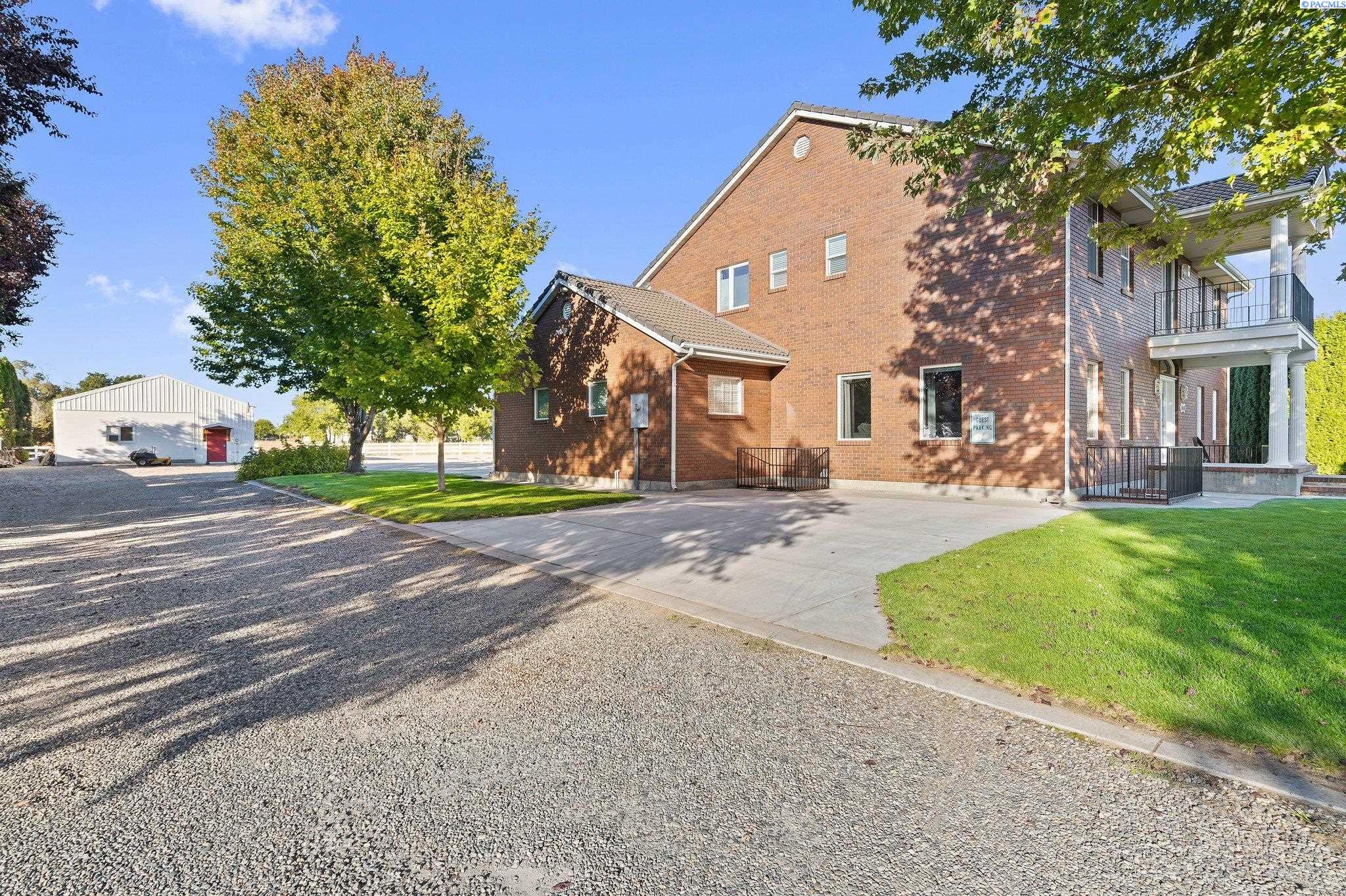 9401 W Richardson Rd
