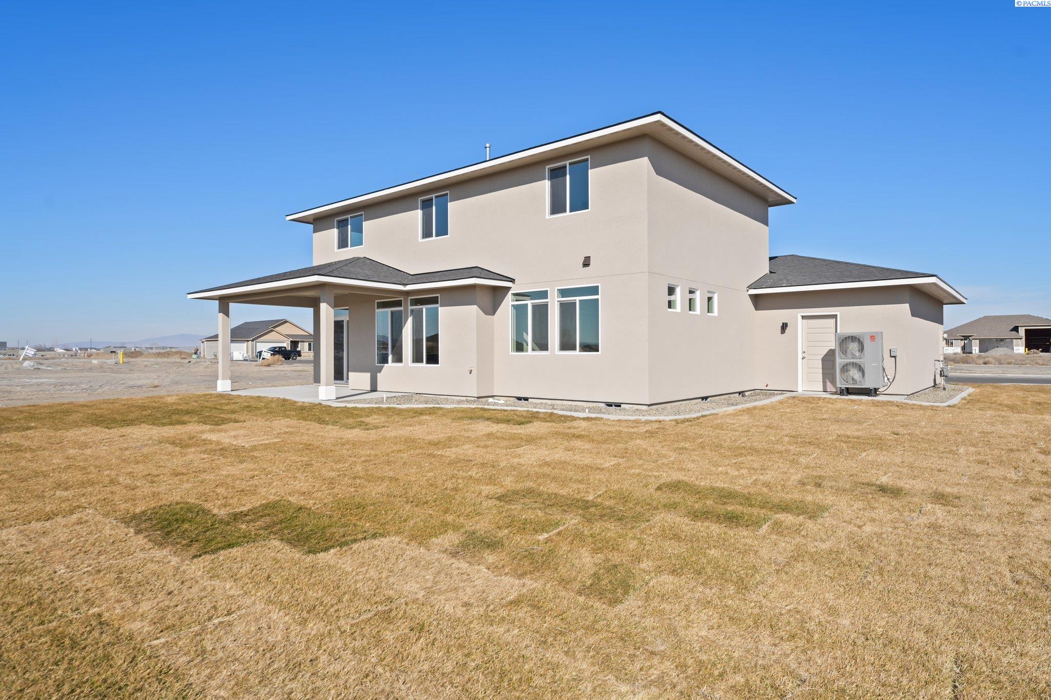 8806 Ashen Dr