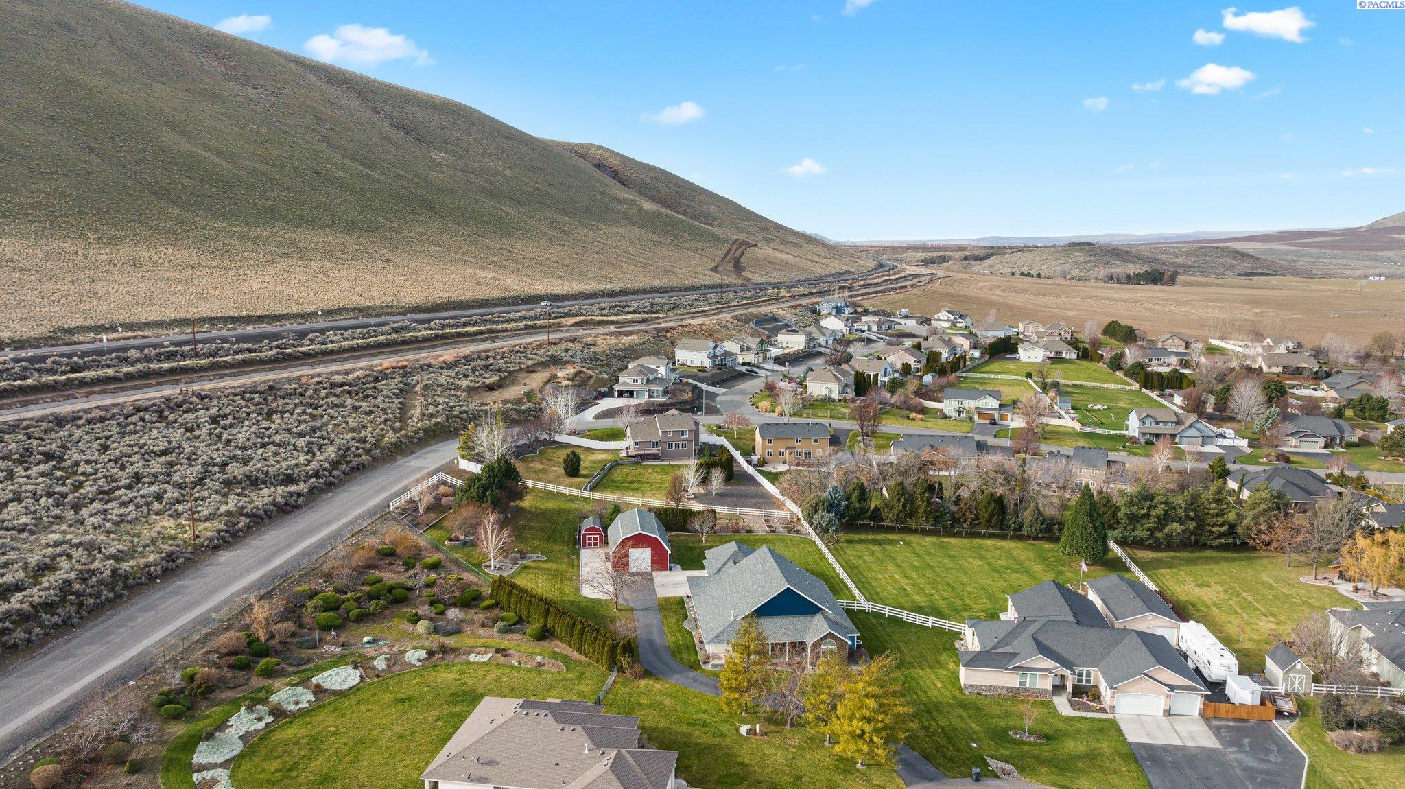 6004 Glenbrook Loop